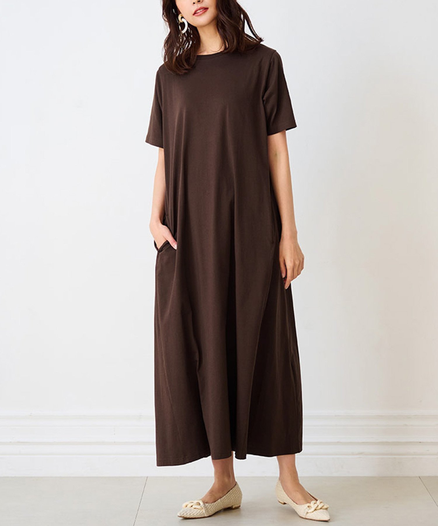 【ラナン/Ranan】のRanan/ BC 半袖ポケット付マキシワンピ(ロング) インテリア・キッズ・メンズ・レディースファッション・服の通販 founy(ファニー) 　ファッション　Fashion　レディースファッション　WOMEN　ワンピース　Dress　マキシワンピース　Maxi Dress　おすすめ　Recommend　カーディガン　Cardigan　シンプル　Simple　ポケット　Pocket　マキシ　Maxi　レギンス　Leggings　ロング　Long　エレガント 上品　Elegant　半袖　Short Sleeve　ダークブラウン|ID: prp329100004541651 ipo3291000000032141463