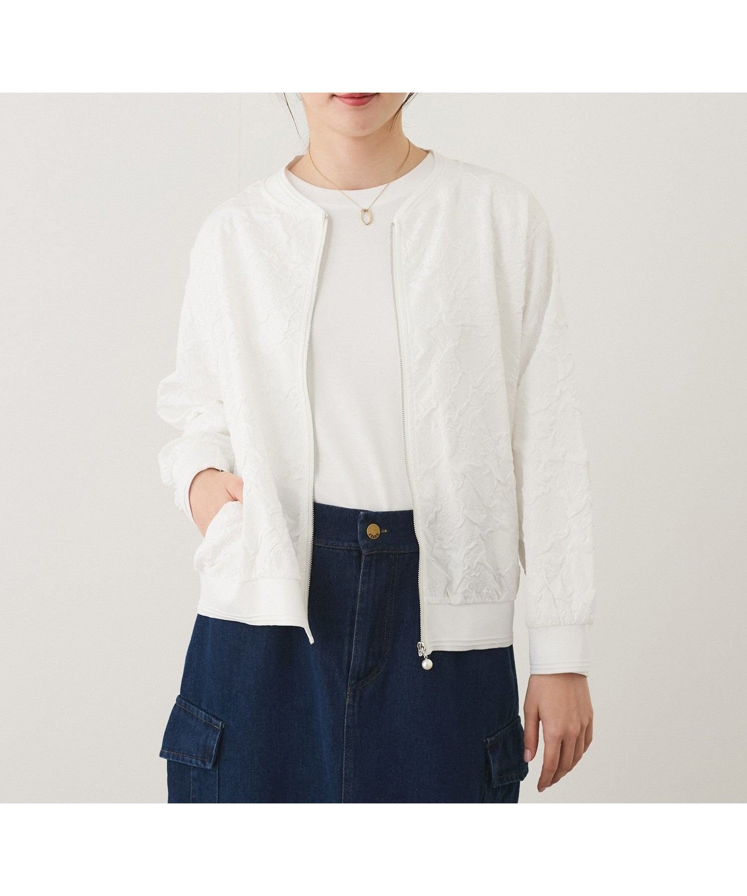 【ジャイロ/JAYRO】のジャガードノーカラーブルゾン インテリア・キッズ・メンズ・レディースファッション・服の通販 founy(ファニー) 　ファッション　Fashion　レディースファッション　WOMEN　アウター　Coat Outerwear　ブルゾン　Blouson/Jackets　コンパクト　Compact　シンプル　Simple　ジップ　Zip　スラックス　Slacks　デニム　Denim　パール　Pearl　フェミニン　Feminine　フレア　Flare　ブルゾン　Blouson　ボトム　Bottom　ポケット　Pocket　春　Spring　ホワイト(10)|ID: prp329100004541758 ipo3291000000032284795