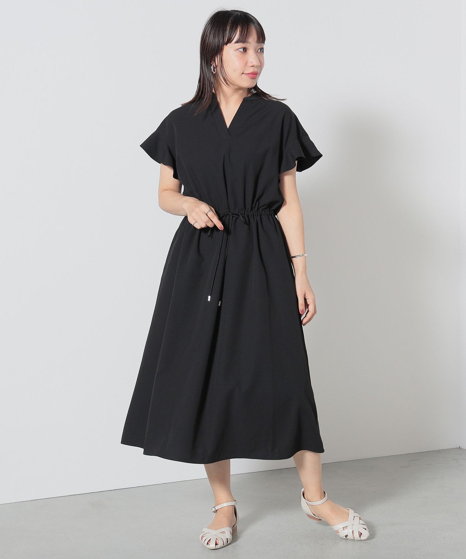 【ビームス ハート/BEAMS HEART】の袖フリル スキッパー ドロスト ワンピース インテリア・キッズ・メンズ・レディースファッション・服の通販 founy(ファニー) 　ファッション　Fashion　レディースファッション　Ladies' Fashion Online　ワンピース　Dress　エレガント 上品　Elegant　サンダル　Sandals　シューズ　Shoes　スキッパー　Skipper　ストレート　Straight　スニーカー　Sneakers　バランス　Balance　バレエ　Ballet　フリル　Frills　ポケット　Pocket　リゾート　Resort　おすすめ　Recommend　BLACK|ID: prp329100004541861 ipo3291000000032495187