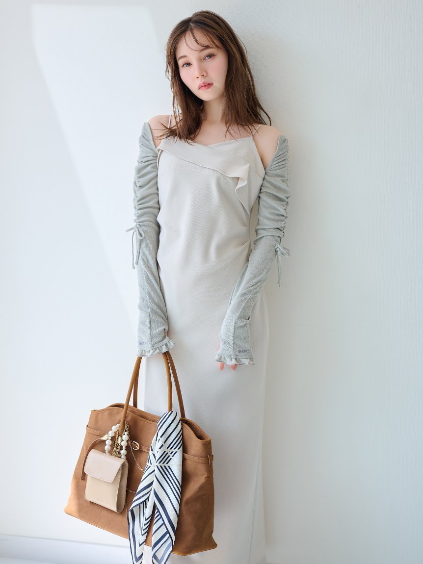 【スナイデル/SNIDEL】のデザインキャミワンピース 人気、トレンドファッション・服の通販 founy(ファニー) 　ファッション　Fashion　レディースファッション　WOMEN　ワンピース　Dress　キャミワンピース　No Sleeve Dresses　ウェーブ　Wave　エレガント 上品　Elegant　クラシカル　Classical　シンプル　Simple　ジャケット　Jacket　ストレート　Straight　スリット　Slit　チェック　Check　ドレープ　Drape　フェミニン　Feminine　フラップ　Flap　ラップ　Wrap　おすすめ　Recommend　 other-1|ID: prp329100004542088 ipo3291000000032261277
