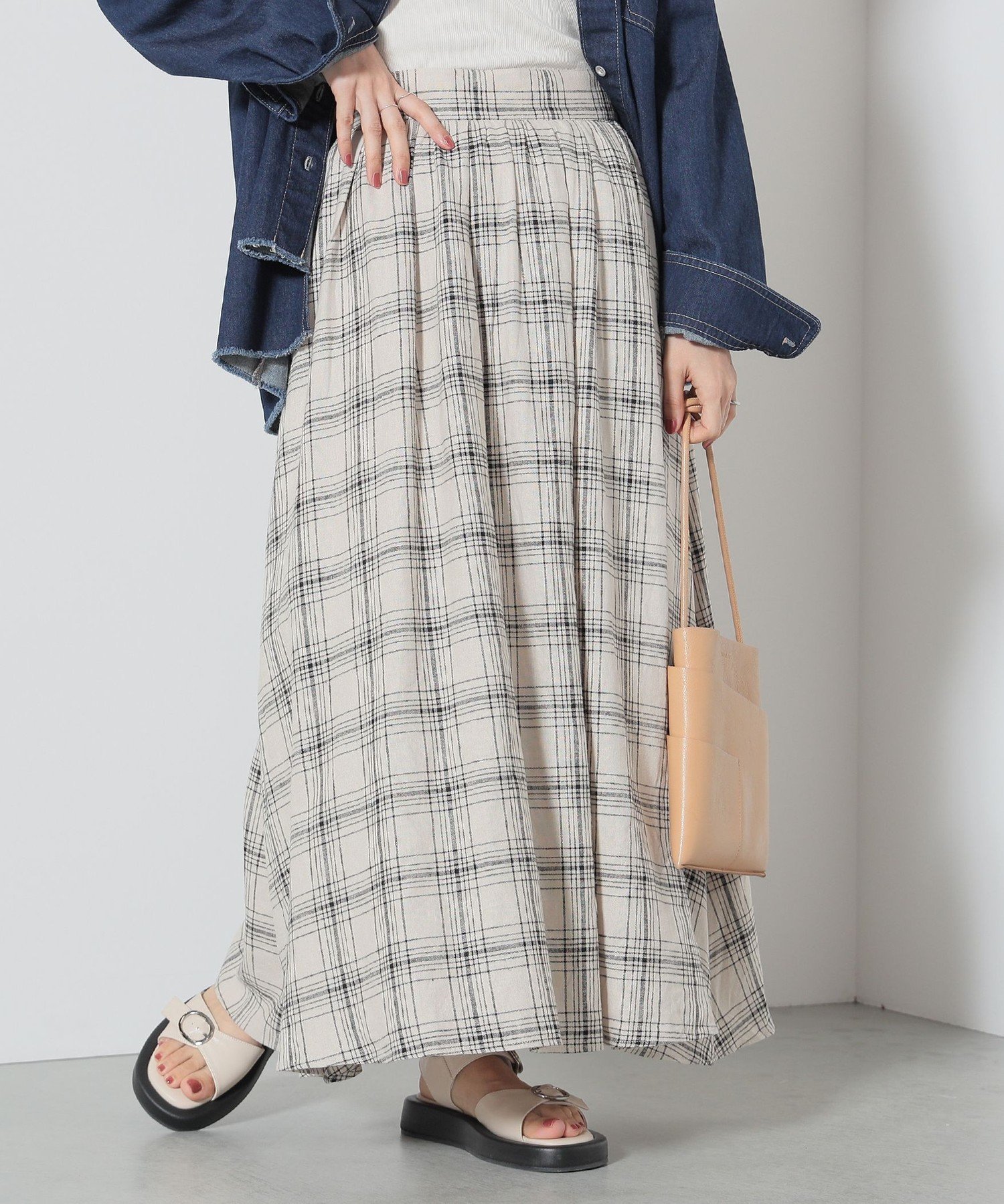 【その他のブランド/Other】のリネン混 フレアロングスカート インテリア・キッズ・メンズ・レディースファッション・服の通販 founy(ファニー) 　ファッション　Fashion　レディースファッション　WOMEN　スカート　Skirt　ロングスカート　Long Skirt　シンプル　Simple　ストレート　Straight　バランス　Balance　フレア　Flare　ポケット　Pocket　リネン　Linen　リラックス　Relax　ロング　Long　おすすめ　Recommend　夏　Summer　エレガント 上品　Elegant　CHECK|ID: prp329100004542107 ipo3291000000032155599