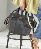 【シップス フォー ウィメン/SHIPS】の【WEB限定】パーテーション ライン テープ バッグ 人気、トレンドファッション・服の通販 founy(ファニー) ファッション Fashion レディースファッション Fashion for Women バッグ Bags 2025年 2025 2025-2026秋冬・A/W Autumn/Winter 2025–26 AW25–26 コンパクト Compact, Small Size ショルダー Shoulder, Shoulder Strap スマート Smart, Elegant フィット Fit, Slim Fit 財布 Wallet, Purse ビジネス 仕事 通勤 Business / Work / Commuting thumbnail ブラック|ID: prp329100004542171 ipo3291000000034791767