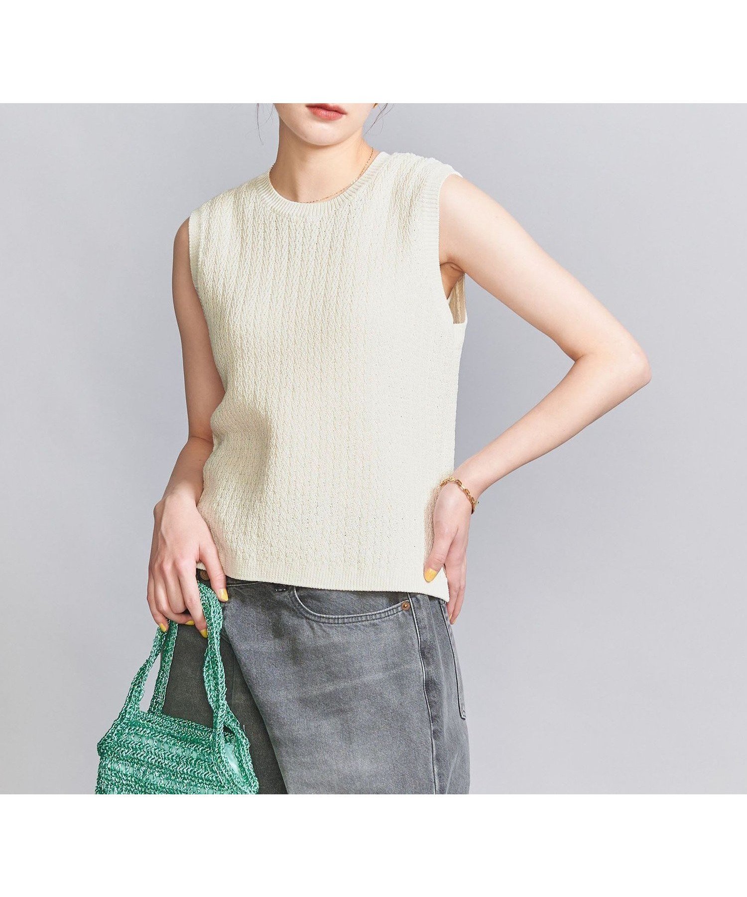 【ビューティ&ユース ユナイテッドアローズ/BEAUTY&YOUTH / UNITED ARROWS】のジャガードノースリーブニット -ウォッシャブル- インテリア・キッズ・メンズ・レディースファッション・服の通販 founy(ファニー) 　ファッション　Fashion　レディースファッション　Fashion for Women　トップス・カットソー　Cut & Sew Tops　ニット　Knit Tops & Sweaters　キャミソール&ノースリーブ　Camisoles & Sleeveless Tops　インナー　Innerwear　ウォッシャブル　Machine Washable　カットソー　Cut and Sewn Top　ジャケット　Jacket, Outerwear　スリット　Slit, Slit Detail　トレンド　Trend, Trending Now　定番　Standard, Basic Item　バランス　Balance, Style Balance　ボトム　Bottoms, Lower Wear　ミックス　Mix, Mixed Style　無地　Plain, Solid Color　おすすめ　Recommended / Our Picks　夏　Summer　OFF WHITE|ID: prp329100004542196 ipo3291000000033278574