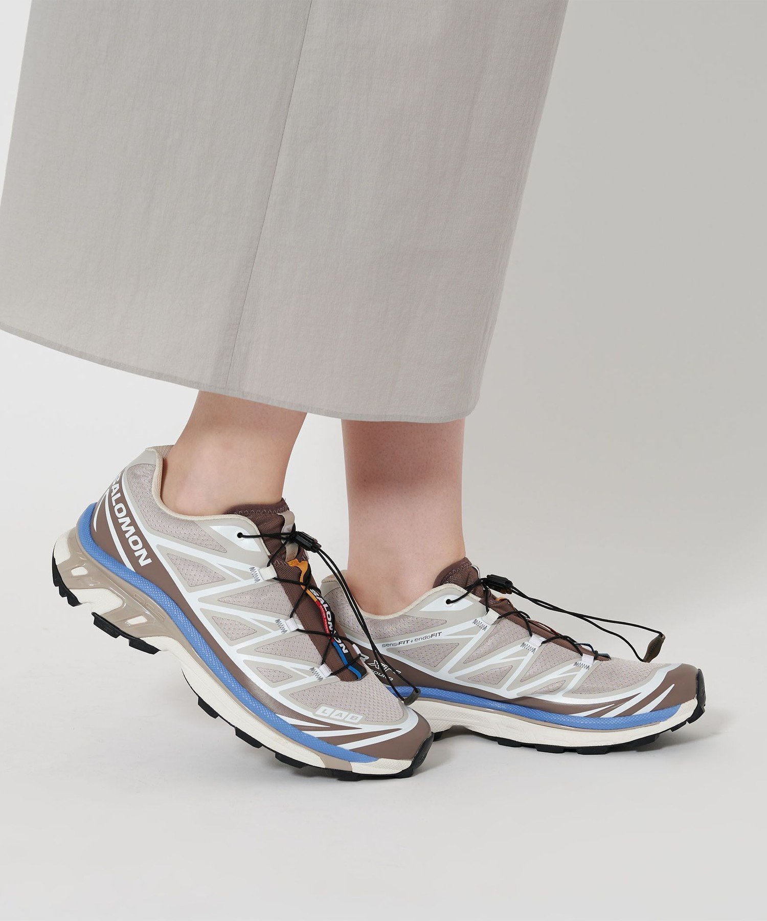 【ビューティ&ユース ユナイテッドアローズ/BEAUTY&YOUTH / UNITED ARROWS】の【国内EXCLUSIVE】 Salomon XT-6/スニーカー インテリア・キッズ・メンズ・レディースファッション・服の通販 founy(ファニー) 　ファッション　Fashion　レディースファッション　WOMEN　アウトドア　Outdoor　シューズ　Shoes　スニーカー　Sneakers　スポーツ　Sports　スポーティ　Sporty　フランス　France　メンズ　Mens　ランニング　Running　BEIGE|ID: prp329100004542264 ipo3291000000032480136