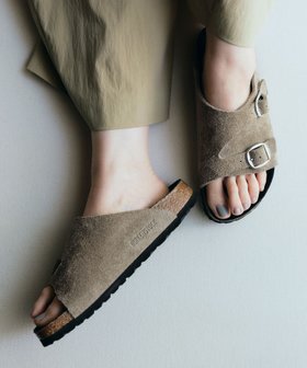 【ビューティ&ユース ユナイテッドアローズ/BEAUTY&YOUTH / UNITED ARROWS】の【別注】 BIRKENSTOCK ZURICH トープ/サンダル 人気、トレンドファッション・服の通販 founy(ファニー) ファッション Fashion レディースファッション Fashion for Women クラシカル Classical, Vintage-Inspired サンダル Sandals, Summer Shoes シアー Sheer, See-Through ショーツ Shorts, Short Pants シルバー Silver, Metallic Silver ソックス Socks, Hosiery トレンド Trend, Trending Now 別注 Limited Edition, Custom Order モダン Modern, Contemporary レース Lace, Lace Fabric おすすめ Recommended / Our Picks エレガント 上品 Elegant |ID:prp329100004542311