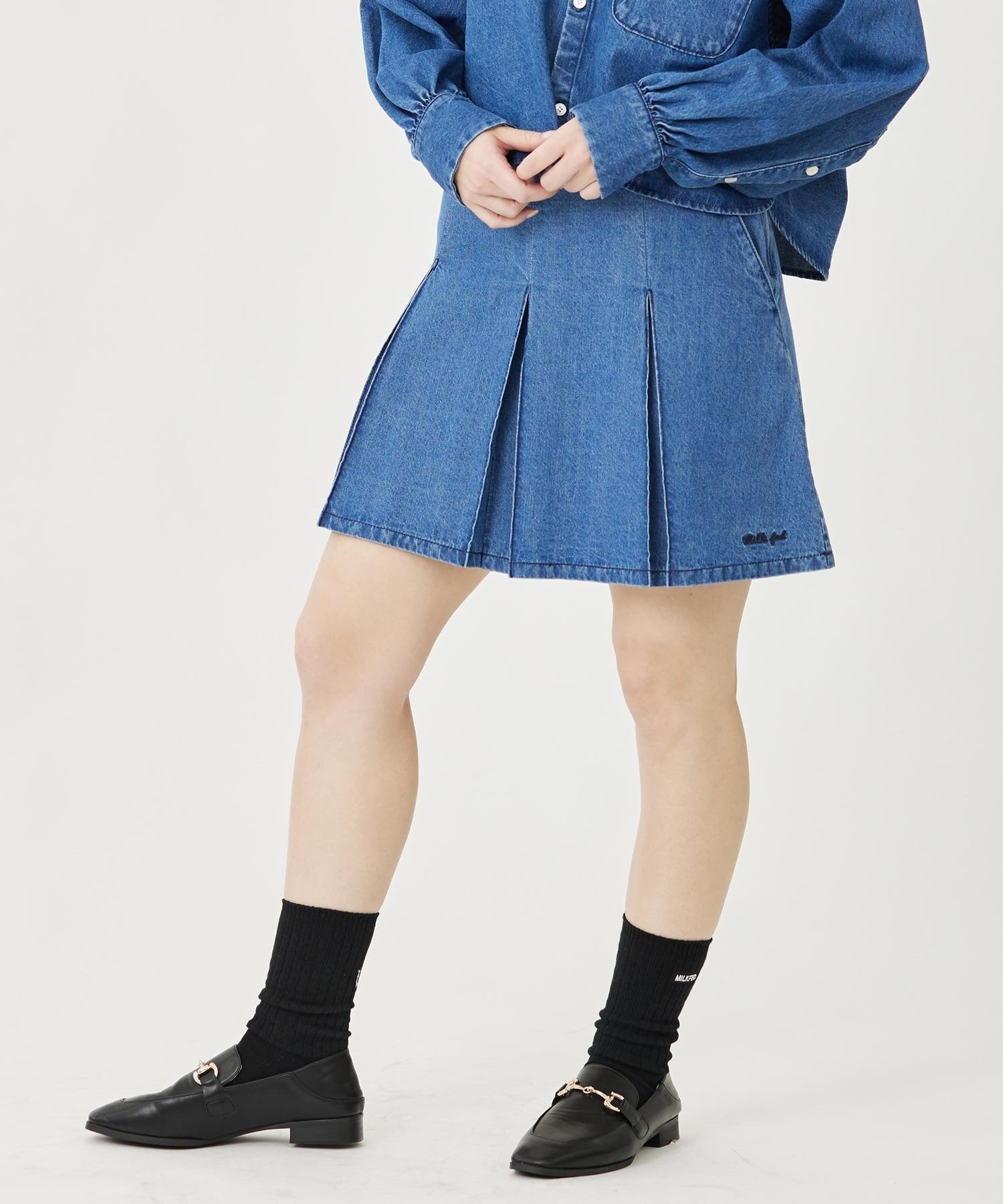 【ミルクフェド/MILKFED.】のBOX PLEAT MINI SKIRT インテリア・キッズ・メンズ・レディースファッション・服の通販 founy(ファニー) 　ファッション　Fashion　レディースファッション　Ladies' Fashion Online　スカート　Skirt　ミニスカート　Mini Skirts　おすすめ　Recommend　ガーリー　Girly　コンパクト　Compact　ショート　Short　デニム　Denim　ミニスカート　Mini Skirt　定番　Standard　LtINDIGO|ID: prp329100004542370 ipo3291000000032654814