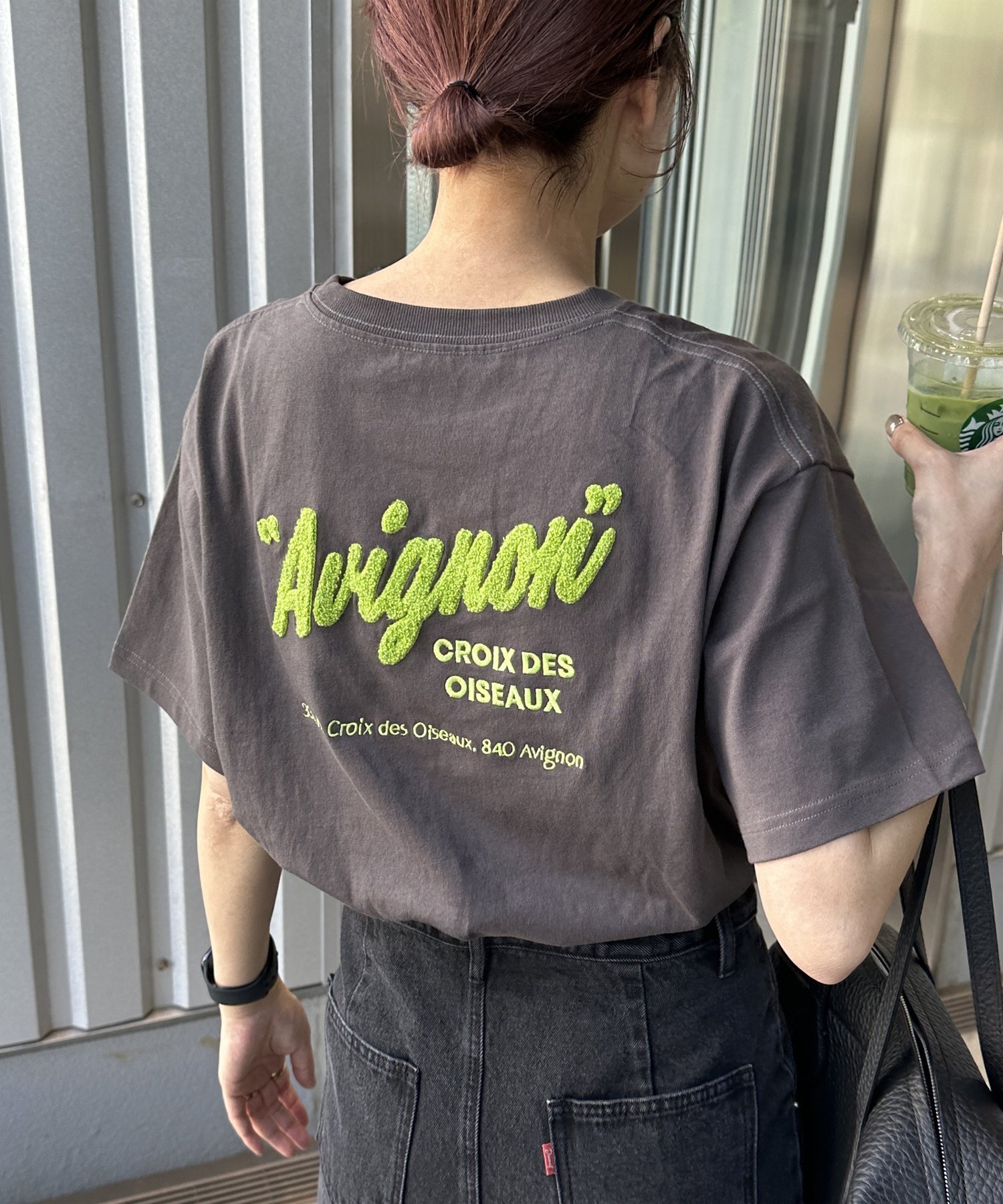 【ディスコート/Discoat】の【主役Tシャツ】サガラバック刺繍半袖Tシャツ≪WEB限定≫ インテリア・キッズ・メンズ・レディースファッション・服の通販 founy(ファニー) 　ファッション　Fashion　レディースファッション　Ladies' Fashion Online　トップス・カットソー　Tops/Tshirt　シャツ/ブラウス　Shirts/Blouses　ロング / Tシャツ　T-Shirts　バッグ　Bag　フランス　France　フロント　Front　人気　Popularity　半袖　Short Sleeve　チャコールグレー|ID: prp329100004542488 ipo3291000000032624960