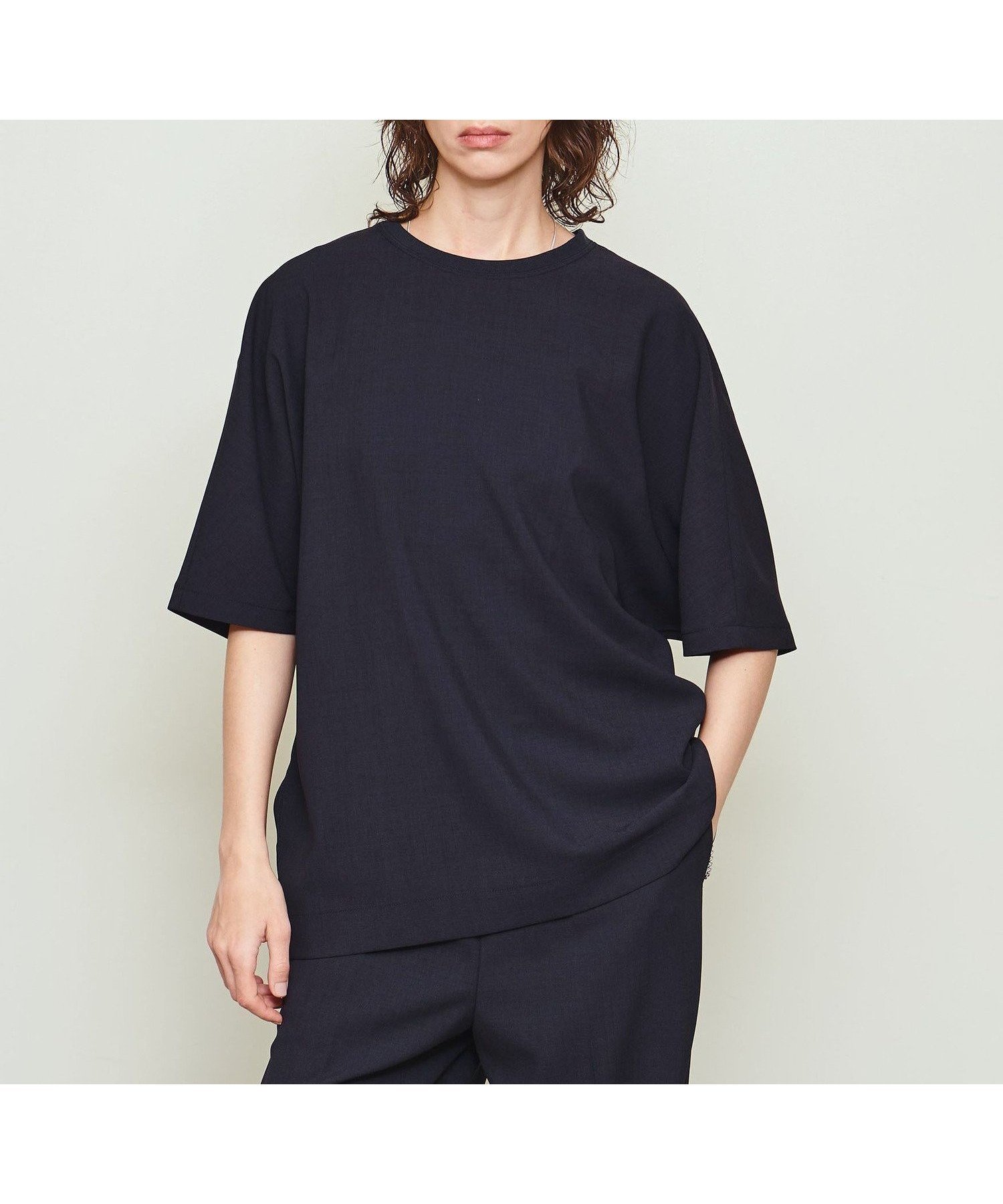【ユナイテッドアローズ/UNITED ARROWS】のD.O UNITED ARROWS BY DAISUKE OBANA for WOMEN H/T D/S VENT CREW TEE/Tシャツ インテリア・キッズ・メンズ・レディースファッション・服の通販 founy(ファニー) 　ファッション　Fashion　レディースファッション　Fashion for Women　トップス・カットソー　Cut & Sew Tops　シャツ・ブラウス・オフィスカジュアル　Elegant Blouses & Button-Ups　ロングTシャツ・Tシャツ　Longline T-Shirts & Tees　インナー　Innerwear　エレガント 上品　Elegant　コレクション　Collection, Seasonal Line　ジャケット　Jacket, Outerwear　セットアップ　Set-Up, Coordinated Outfit　定番　Standard, Basic Item　バランス　Balance, Style Balance　フラット　Flat, Flat Shoes　ワイド　Wide, Wide Fit　おすすめ　Recommended / Our Picks　NAVY|ID: prp329100004542565 ipo3291000000032712484