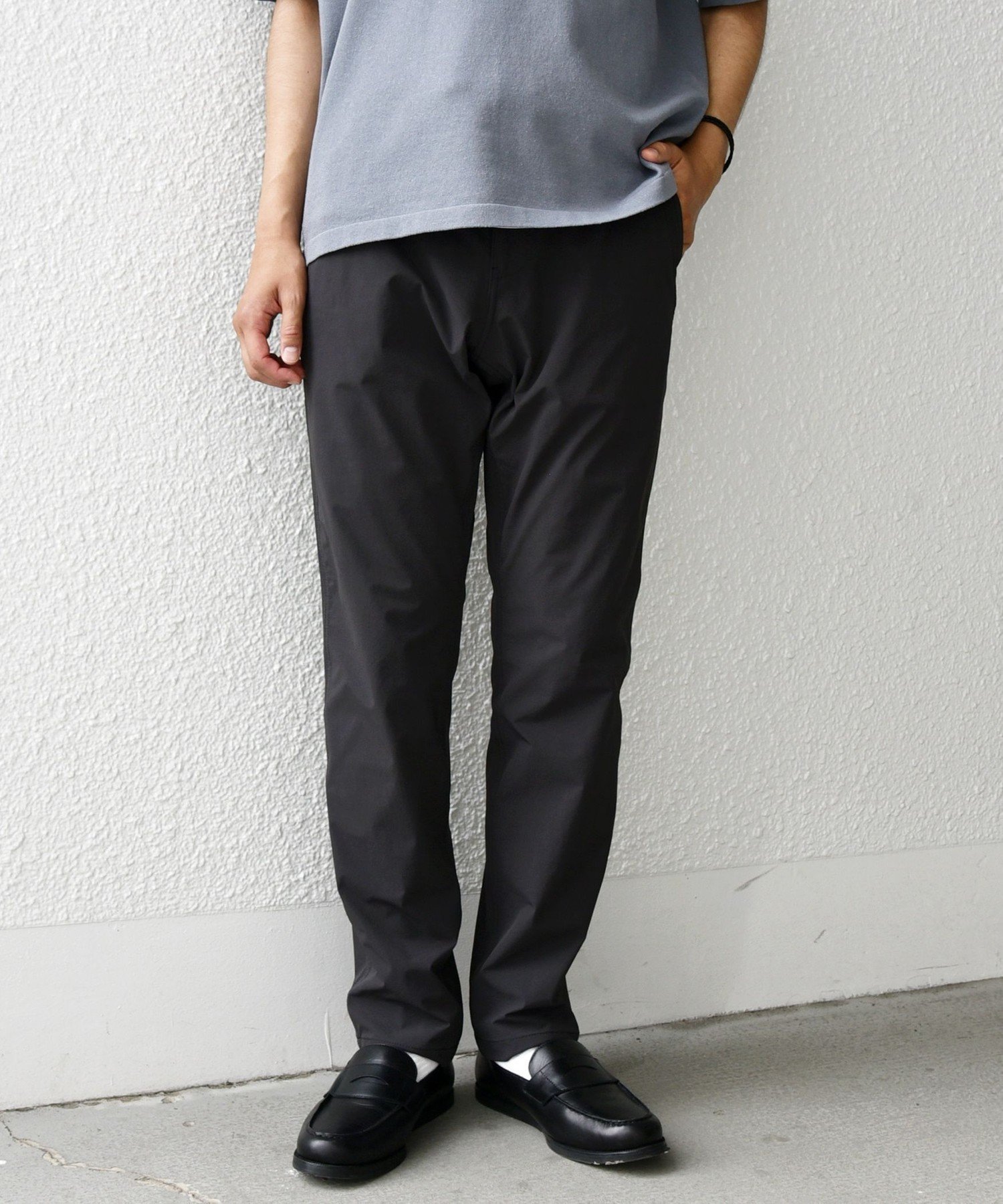 【シップス/SHIPS / MEN】のSHIPS any 洗濯機可能/撥水 4WAYストレッチ スリム テーパード テック チノ パンツ インテリア・キッズ・メンズ・レディースファッション・服の通販 founy(ファニー) 　ファッション　Fashion　メンズファッション　Men's Style Online　ボトムス　Bottoms/Men　アウトドア　Outdoor　クール　Cool　シンプル　Simple　ストレッチ　Stretch　スリム　Slim　テーパード　Tapered　ベーシック　Basic　軽量　Lightweight　ダークグレー|ID: prp329100004542670 ipo3291000000032656999