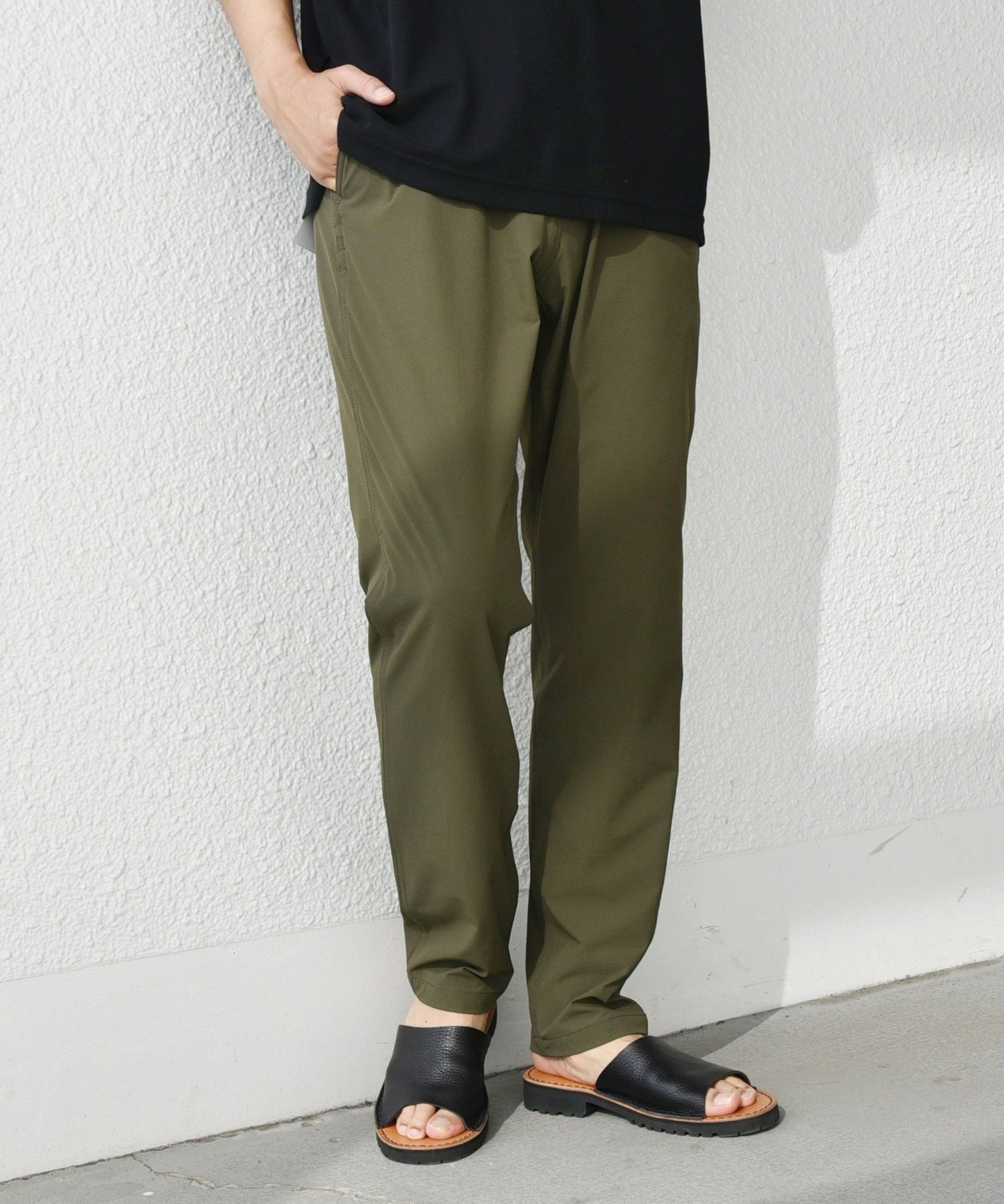 【シップス/SHIPS / MEN】のSHIPS any 洗濯機可能/撥水 4WAYストレッチ スリム テーパード テック チノ パンツ インテリア・キッズ・メンズ・レディースファッション・服の通販 founy(ファニー) 　ファッション　Fashion　メンズファッション　Men's Style Online　ボトムス　Bottoms/Men　アウトドア　Outdoor　クール　Cool　シンプル　Simple　ストレッチ　Stretch　スリム　Slim　テーパード　Tapered　ベーシック　Basic　軽量　Lightweight　オリーブ|ID: prp329100004542670 ipo3291000000032657001