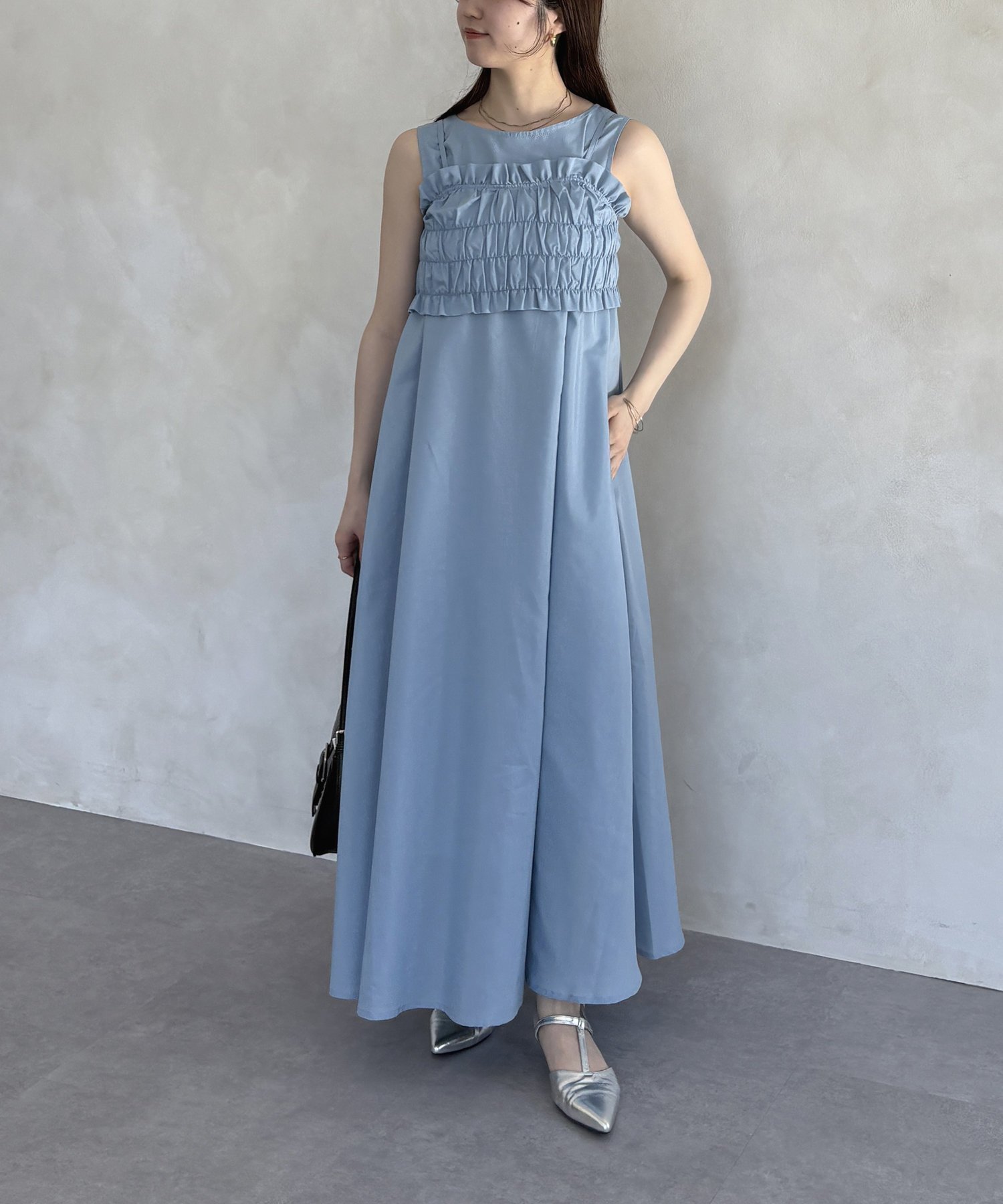 【ゼヴォン/Thevon】のシャーリングビスチェ×ノースリワンピース インテリア・キッズ・メンズ・レディースファッション・服の通販 founy(ファニー) 　ファッション　Fashion　レディースファッション　WOMEN　ワンピース　Dress　アクセサリー　Accessories　インナー　Inner　春　Spring　シャーリング　Shirring　セットアップ　Set Up　トレンド　Trend　ビスチェ　Bustier　フレア　Flare　ロング　Long　おすすめ　Recommend　エレガント 上品　Elegant　2025年　2025　2025春夏・S/S　Ss,Spring/Summer,2025　サックスブルー|ID: prp329100004543066 ipo3291000000032102192