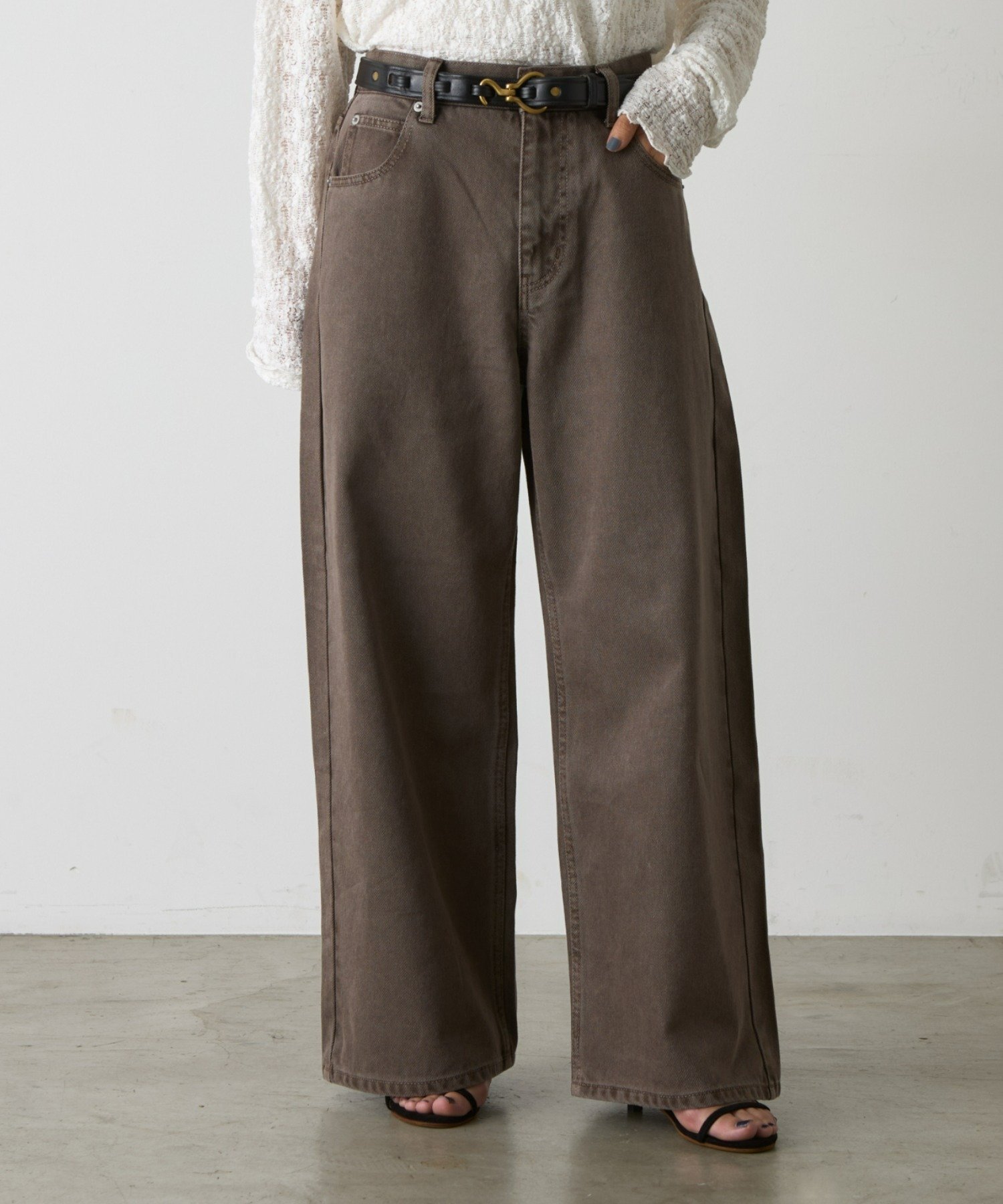 【チャオパニックティピー/CIAOPANIC TYPY】の【EVERY DENIM】【Monday】baggy denim インテリア・キッズ・メンズ・レディースファッション・服の通販 founy(ファニー) 　ファッション　Fashion　レディースファッション　Ladies' Fashion Online　クロップド　Cropped　ストレート　Straight　スニーカー　Sneakers　デニム　Denim　フィット　Fit　ベーシック　Basic　ワイド　Wide　おすすめ　Recommend　ブラウン|ID: prp329100004543081 ipo3291000000032667703