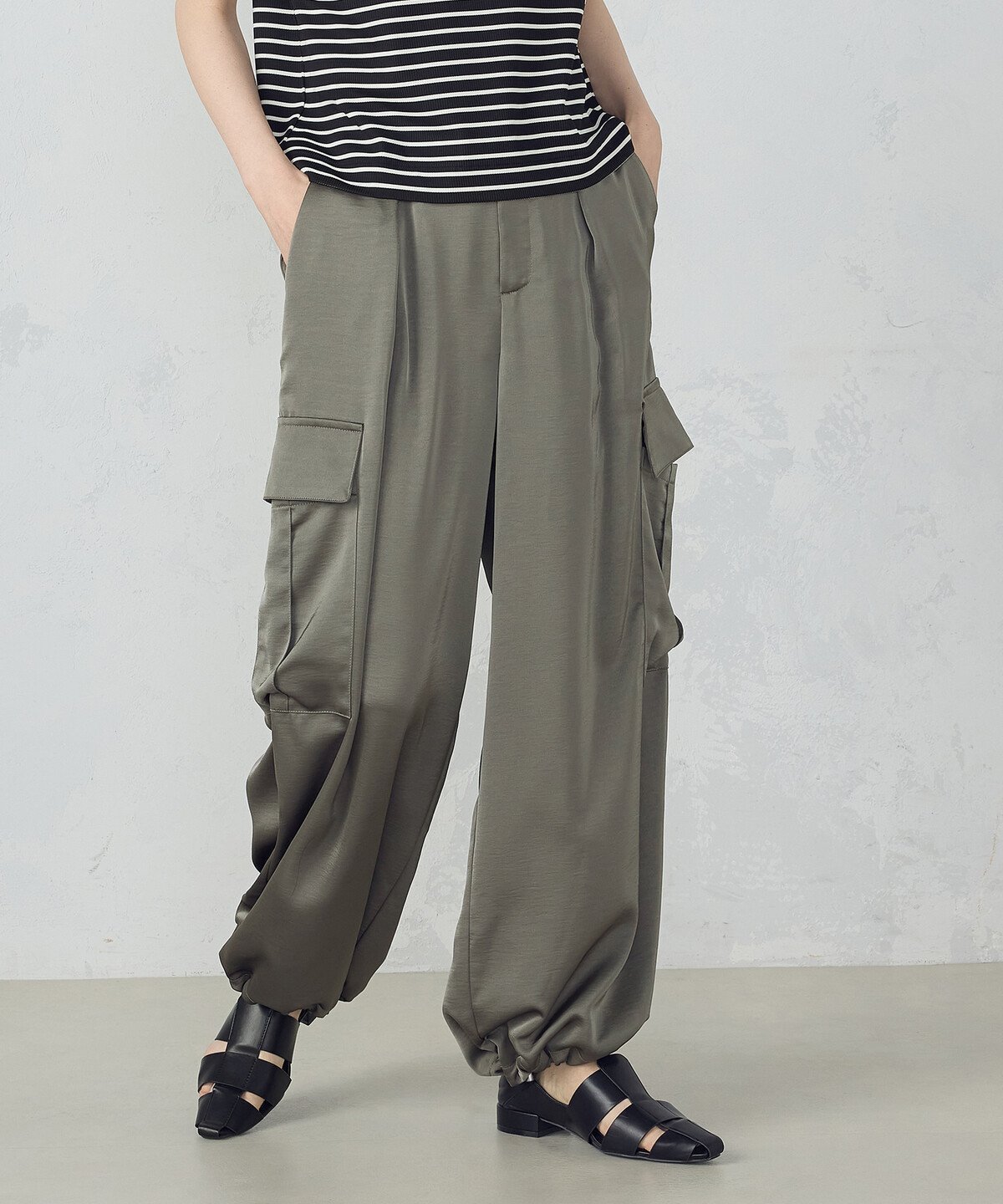 【コムサイズム/COMME CA ISM】のポリエステルマットサテン カーゴパンツ 人気、トレンドファッション・服の通販 founy(ファニー) 　ファッション　Fashion　レディースファッション　WOMEN　パンツ　Pants　カーゴパンツ　Cargo Pants　サテン　Satin　スピンドル　Spindle　ポケット　Pocket　リュクス　Luxe　リラックス　Relax　ワイド　Wide　 other-1|ID: prp329100004543127 ipo3291000000032251269