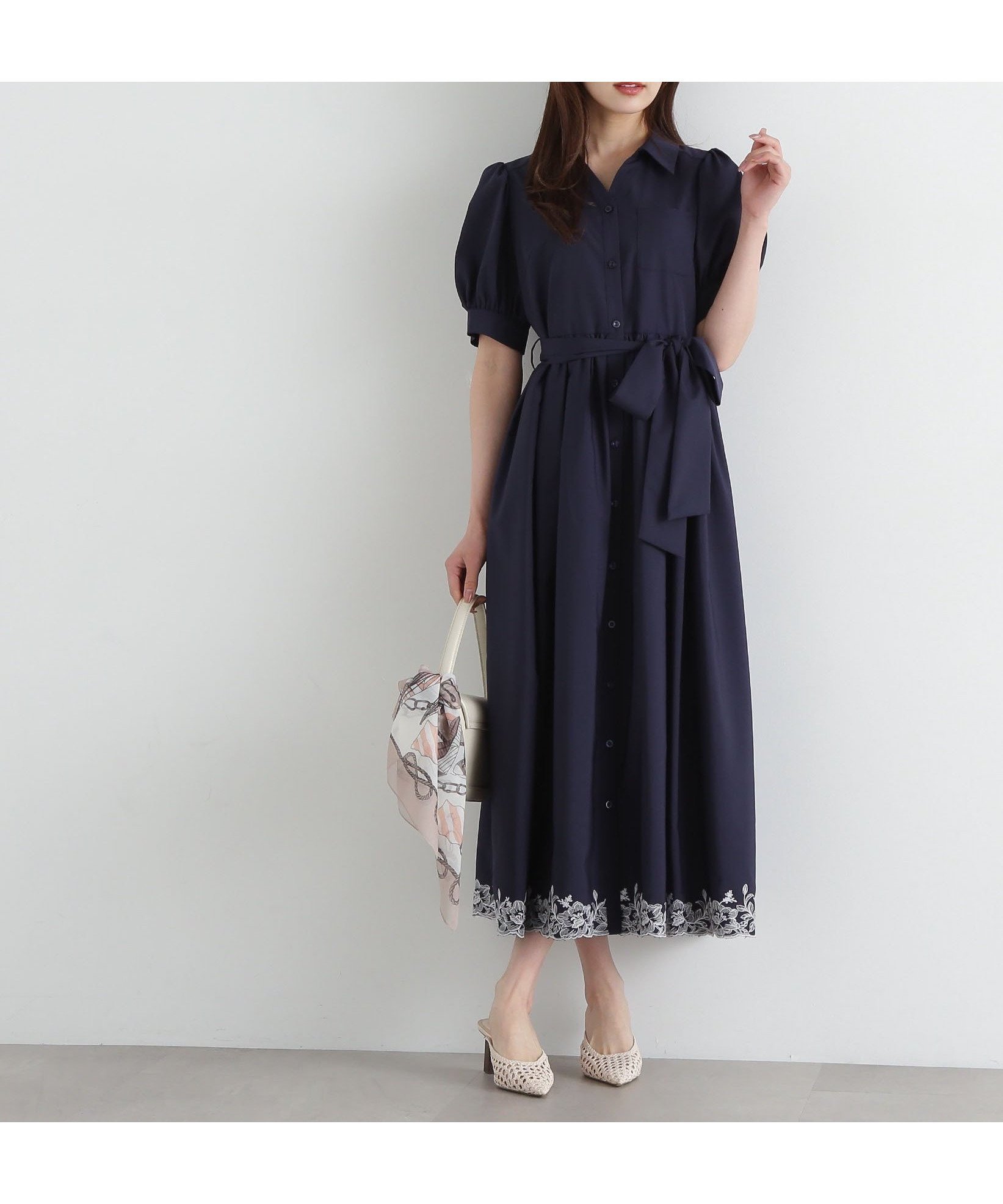 【プロポーション ボディドレッシング/PROPORTION BODY DRESSING】のエンブロイダリーシャツワンピース インテリア・キッズ・メンズ・レディースファッション・服の通販 founy(ファニー) 　ファッション　Fashion　レディースファッション　Ladies' Fashion Online　ワンピース　Dress　シャツワンピース　Shirt Dresses　フェミニン　Feminine　リボン　Ribbon　ネイビー×エクリュ|ID: prp329100004543153 ipo3291000000032604822
