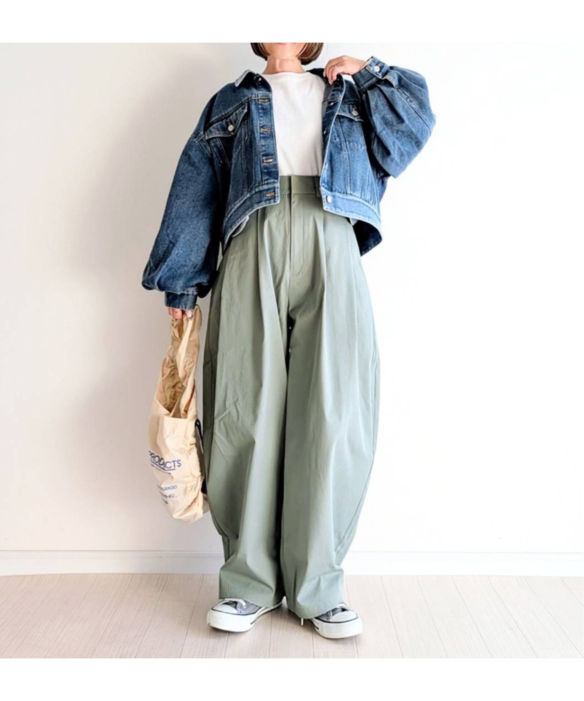 【ノッチ/notch】の【 notch. by yui 】タックワイドコクーンパンツ インテリア・キッズ・メンズ・レディースファッション・服の通販 founy(ファニー) 　ファッション　Fashion　レディースファッション　WOMEN　パンツ　Pants　ショート　Short　シンプル　Simple　人気　Popularity　バランス　Balance　フォルム　Form　リラックス　Relax　ワイド　Wide　おすすめ　Recommend　エレガント 上品　Elegant　ライトグリーン|ID: prp329100004543164 ipo3291000000032339206