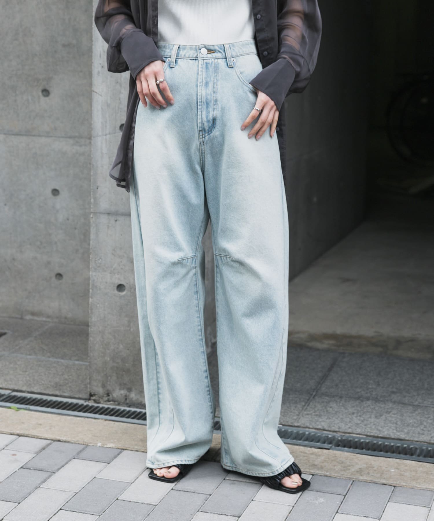 【センスオブプレイス/SENSE OF PLACE by URBAN RESEARCH】の『一部WEB限定カラー』カーブデニム インテリア・キッズ・メンズ・レディースファッション・服の通販 founy(ファニー) 　ファッション　Fashion　レディースファッション　WOMEN　2025年　2025　2025春夏・S/S　Ss,Spring/Summer,2025　デニム　Denim　ルーズ　Loose　夏　Summer　S/S・春夏　Ss・Spring/Summer　L.INDIGO|ID: prp329100004543198 ipo3291000000032263475