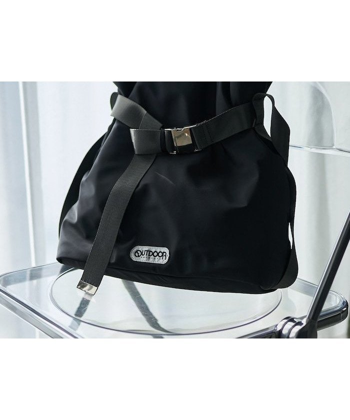 【フリークスストア/FREAK'S STORE】の別注ベルト付きパデッドトートバッグ 限定展開 24AW 25SS インテリア・キッズ・メンズ・レディースファッション・服の通販 founy(ファニー) 　ファッション　Fashion　レディースファッション　Fashion for Women　バッグ　Bags　ベルト&ウエストマーク　Belts & Waist Accessories　シンプル　Simple, Minimal　ポケット　Pocket, Pocket Detail　別注　Limited Edition, Custom Order　S/S・春夏　SS, Spring/Summer, Warm Season　おすすめ　Recommended / Our Picks　夏　Summer　2024年　2024　ビジネス 仕事 通勤　Business / Work / Commuting　2024-2025秋冬・A/W　Autumn/Winter 2024–25 AW24–25　2025年　2025　2025春夏・S/S　Spring/Summer 2025 SS25　ブラック|ID: prp329100004543248 ipo3291000000032652702