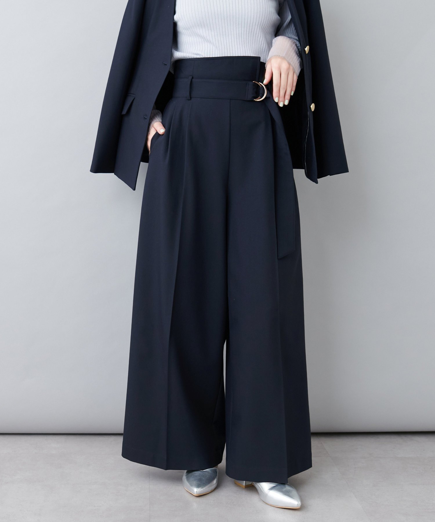 【ナチュラルクチュール/natural couture】のオケージョン対応可 / Dカンベルト付きアシメハイウエストパンツ インテリア・キッズ・メンズ・レディースファッション・服の通販 founy(ファニー) 　ファッション　Fashion　レディースファッション　WOMEN　パンツ　Pants　ベルト　Belts　オケージョン　Occasion　カーディガン　Cardigan　ジャケット　Jacket　セットアップ　Set Up　ダウン　Down　フロント　Front　ポケット　Pocket　ワイド　Wide　おすすめ　Recommend　セレモニー　Ceremony　2025年　2025　2025春夏・S/S　Ss,Spring/Summer,2025　ネイビー|ID: prp329100004543324 ipo3291000000032253219