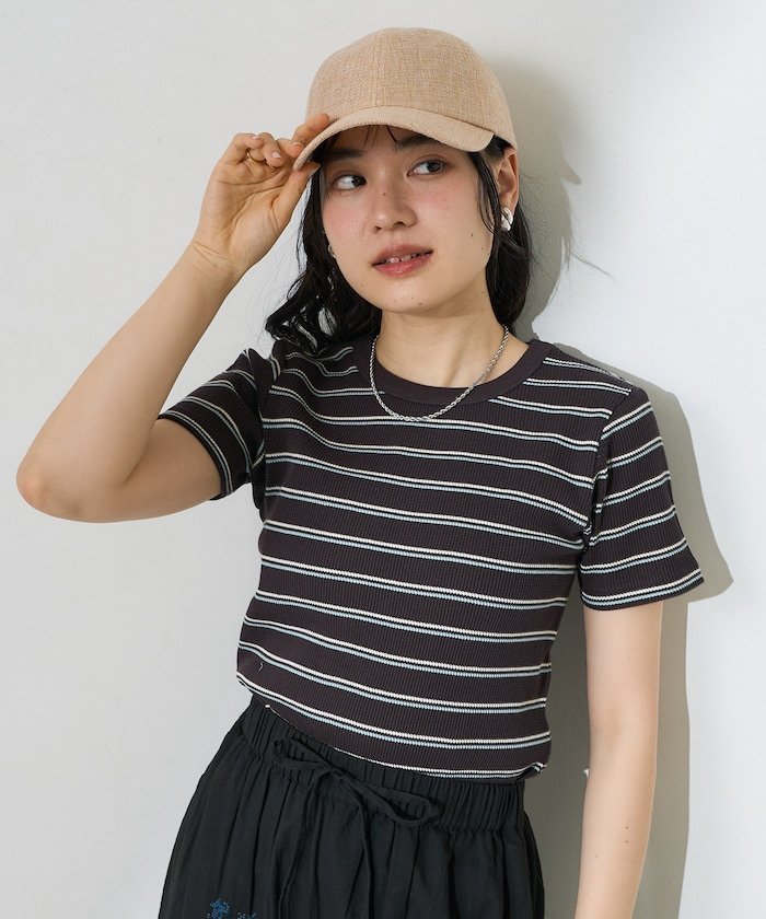 【フリークスストア/FREAK'S STORE】のワッフルミニTシャツ 25SS インテリア・キッズ・メンズ・レディースファッション・服の通販 founy(ファニー) 　ファッション　Fashion　レディースファッション　Fashion for Women　トップス・カットソー　Cut & Sew Tops　シャツ・ブラウス・オフィスカジュアル　Elegant Blouses & Button-Ups　ロングTシャツ・Tシャツ　Longline T-Shirts & Tees　2025年　2025　2025春夏・S/S　Spring/Summer 2025 SS25　インナー　Innerwear　カットソー　Cut and Sewn Top　コンパクト　Compact, Small Size　バランス　Balance, Style Balance　フィット　Fit, Slim Fit　プチプライス・低価格　Affordable / Budget Price　ボーダー　Border, Stripe　ワッフル　Waffle, Waffle Knit　人気　Popular, Best Seller　半袖　Short Sleeve, Half Sleeve　夏　Summer　定番　Standard, Basic Item　S/S・春夏　SS, Spring/Summer, Warm Season　チャコールグレー|ID: prp329100004543850 ipo3291000000033614168
