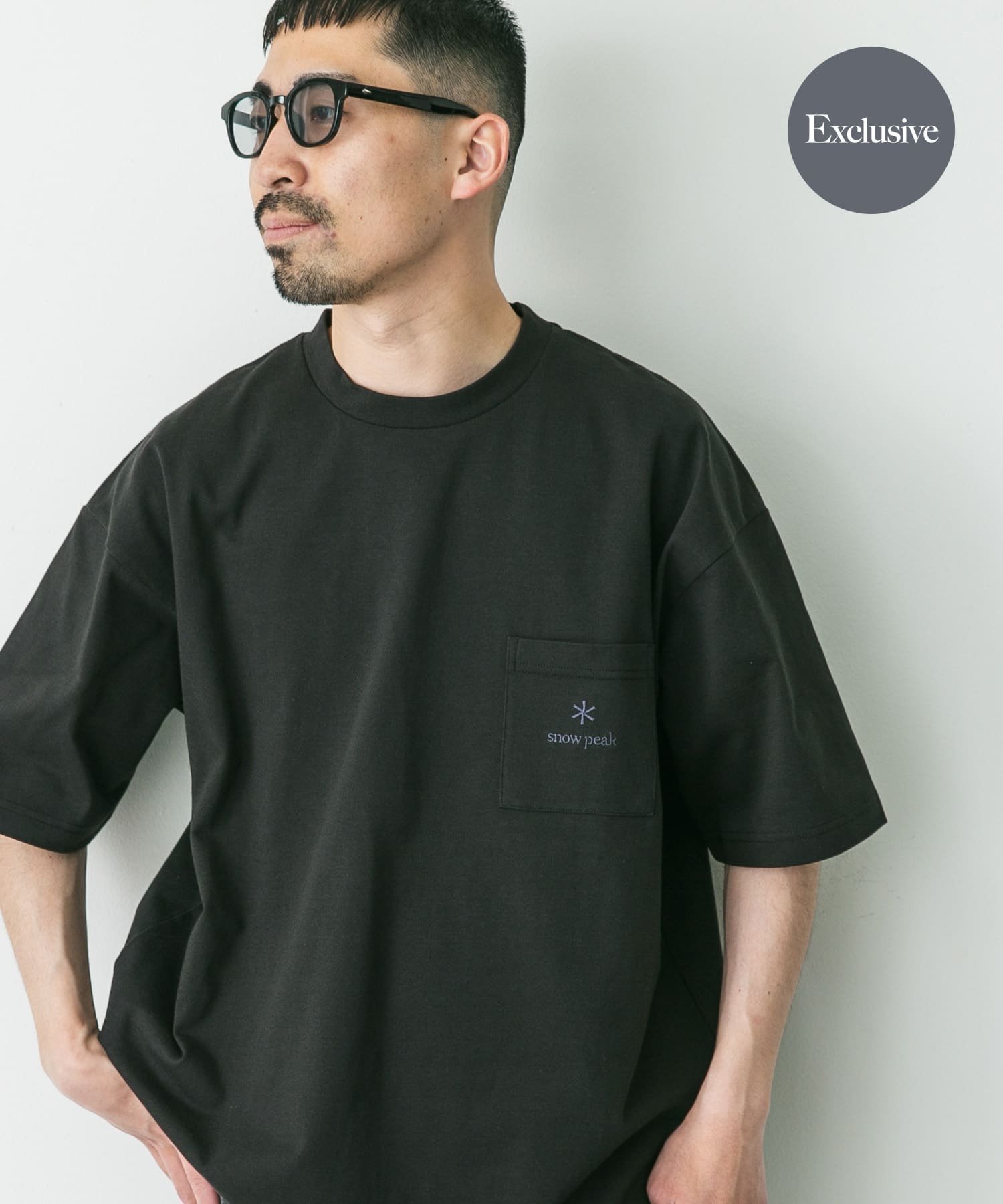 【アーバンリサーチ ドアーズ/URBAN RESEARCH DOORS / MEN】の『別注』Snow Peak Apparel*DOORS Pocket Logo T-shirts インテリア・キッズ・メンズ・レディースファッション・服の通販 founy(ファニー) 　ファッション　Fashion　メンズファッション　MEN　2025年　2025　2025春夏・S/S　Ss,Spring/Summer,2025　アウトドア　Outdoor　シンプル　Simple　ポケット　Pocket　別注　Special Order　夏　Summer　S/S・春夏　Ss・Spring/Summer　BLACK|ID: prp329100004543855 ipo3291000000032109205