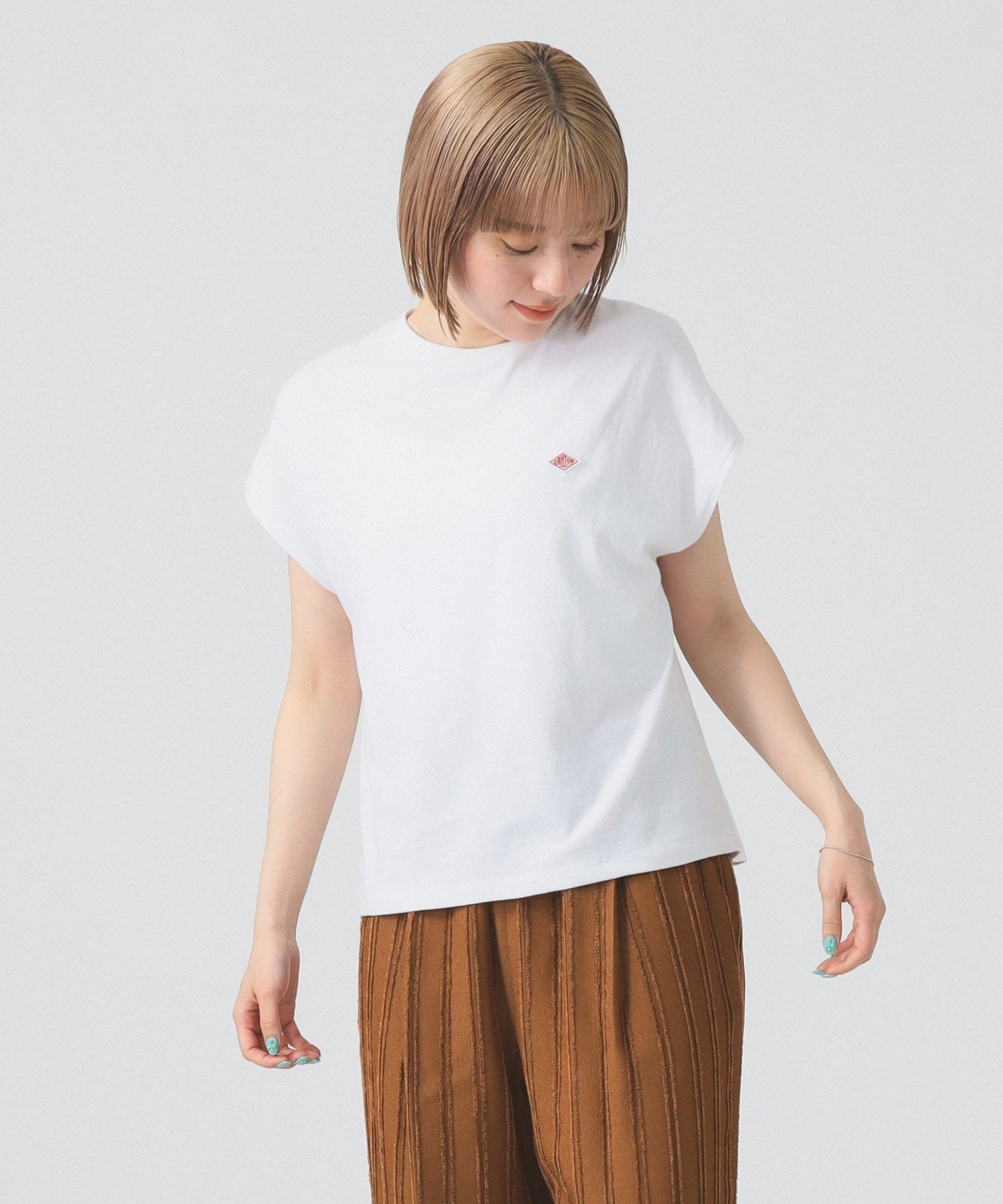 【ビームス ウイメン/BEAMS】のDANTON / ドルマンスリーブ Tシャツ インテリア・キッズ・メンズ・レディースファッション・服の通販 founy(ファニー) 　ファッション　Fashion　レディースファッション　WOMEN　トップス・カットソー　Tops/Tshirt　シャツ/ブラウス　Shirts/Blouses　ロング / Tシャツ　T-Shirts　インナー　Inner　キャミワンピース　Cami Dress　サロペット　Overalls　デニム　Denim　ノースリーブ　No Sleeve　バランス　Balance　WHITE|ID: prp329100004544027 ipo3291000000032110314