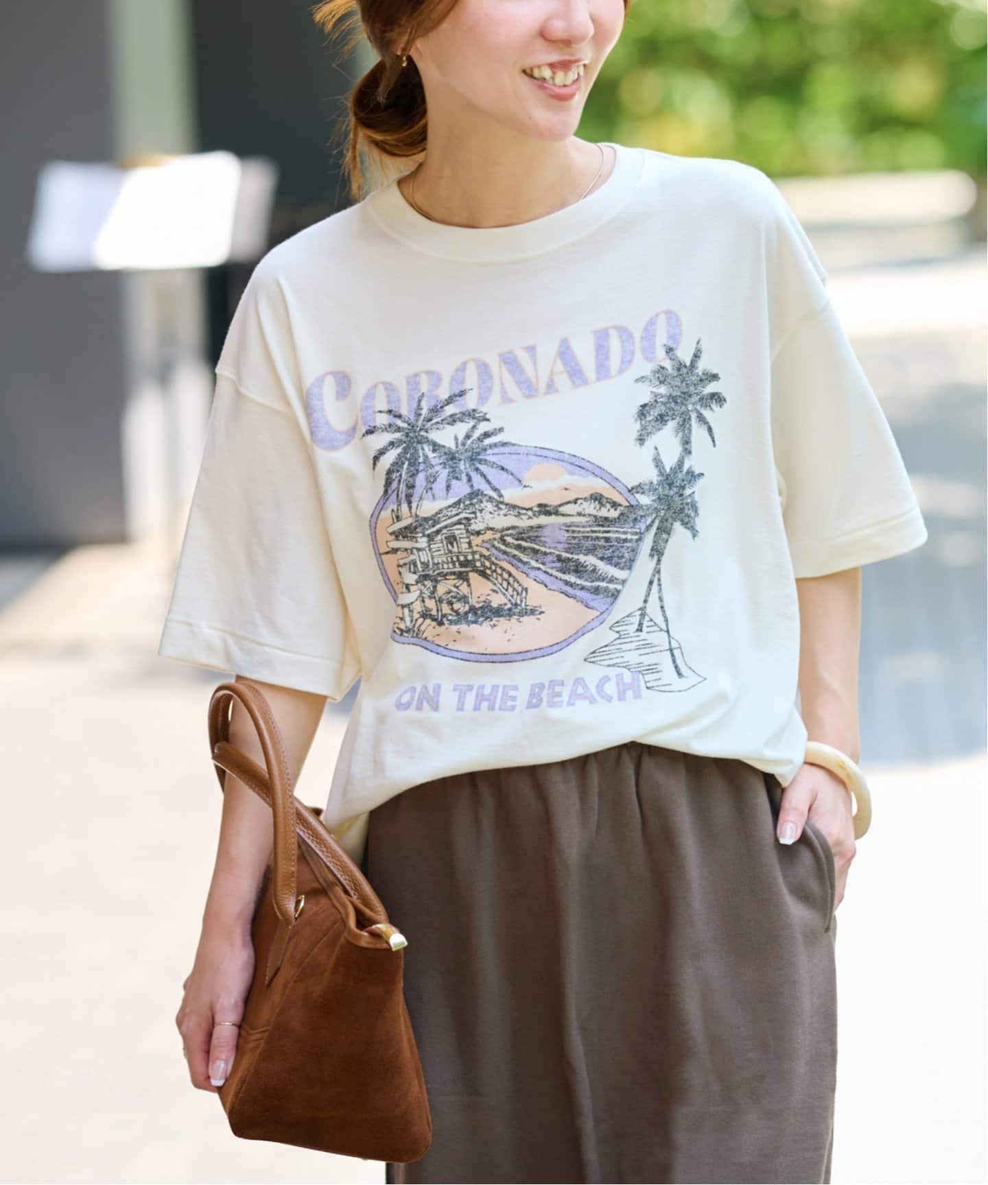 【ジャーナルスタンダード レリューム/JOURNAL STANDARD relume】のスーベニアTCR TEE インテリア・キッズ・メンズ・レディースファッション・服の通販 founy(ファニー) 　ファッション　Fashion　レディースファッション　Ladies' Fashion Online　2025年　2025　2025春夏・S/S　Ss,Spring/Summer,2025　おすすめ　Recommend　グラフィック　Graphic　ジャケット　Jacket　トレンド　Trend　リゾート　Resort　レトロ　Retro　ワイド　Wide　ヴィンテージ　Vintage　定番　Standard　ナチュラル|ID: prp329100004544098 ipo3291000000032624324