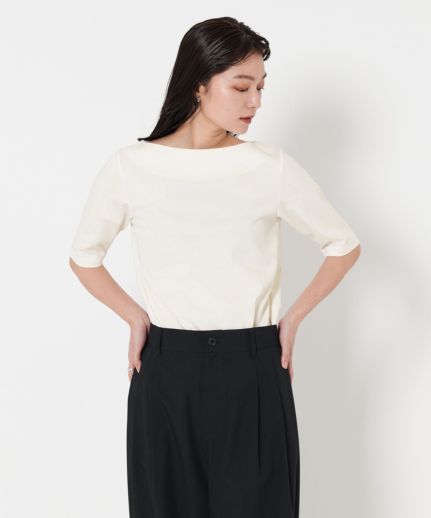 【ユナイテッドアローズ/UNITED ARROWS】のMARW UNITED ARROWS 5分袖 ボートネック Tシャツ -汗ジミ防止- インテリア・キッズ・メンズ・レディースファッション・服の通販 founy(ファニー) 　ファッション　Fashion　レディースファッション　Fashion for Women　トップス・カットソー　Cut & Sew Tops　シャツ・ブラウス・オフィスカジュアル　Elegant Blouses & Button-Ups　ロングTシャツ・Tシャツ　Longline T-Shirts & Tees　人気　Popular, Best Seller　フィット　Fit, Slim Fit　ベーシック　Basic, Essential　エレガント 上品　Elegant　ビジネス 仕事 通勤　Business / Work / Commuting　WHITE|ID: prp329100004544232 ipo3291000000033378169