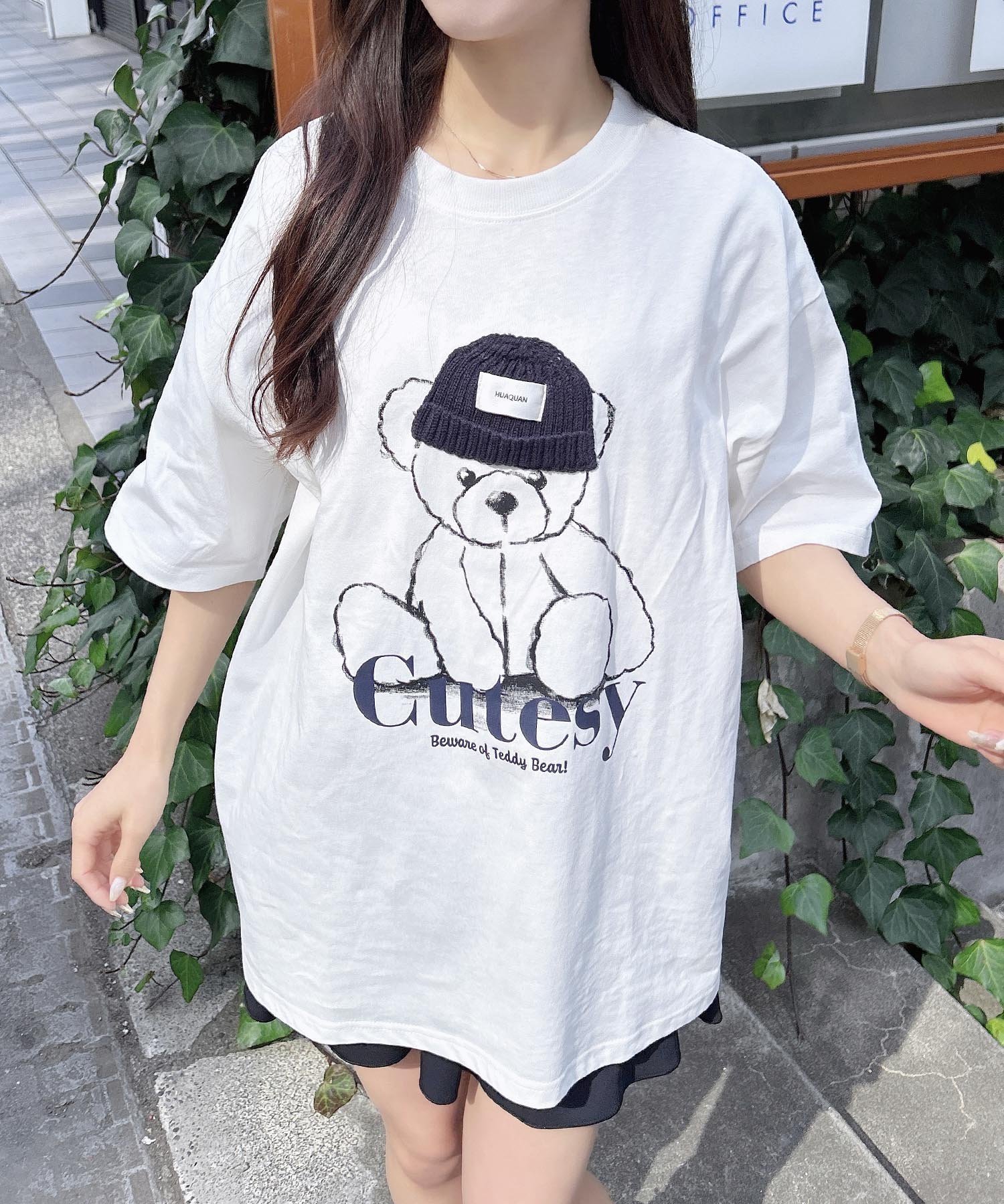 【イング/INGNI】の【WEB限定】BearモチーフTシャツ インテリア・キッズ・メンズ・レディースファッション・服の通販 founy(ファニー) 　ファッション　Fashion　レディースファッション　WOMEN　トップス・カットソー　Tops/Tshirt　シャツ/ブラウス　Shirts/Blouses　ロング / Tシャツ　T-Shirts　カーディガン　Cardigan　シンプル　Simple　スマホ　Smartphone　パーカー　Hoodie　プリント　Print　モチーフ　Motif　オフホワイト|ID: prp329100004544274 ipo3291000000032254115