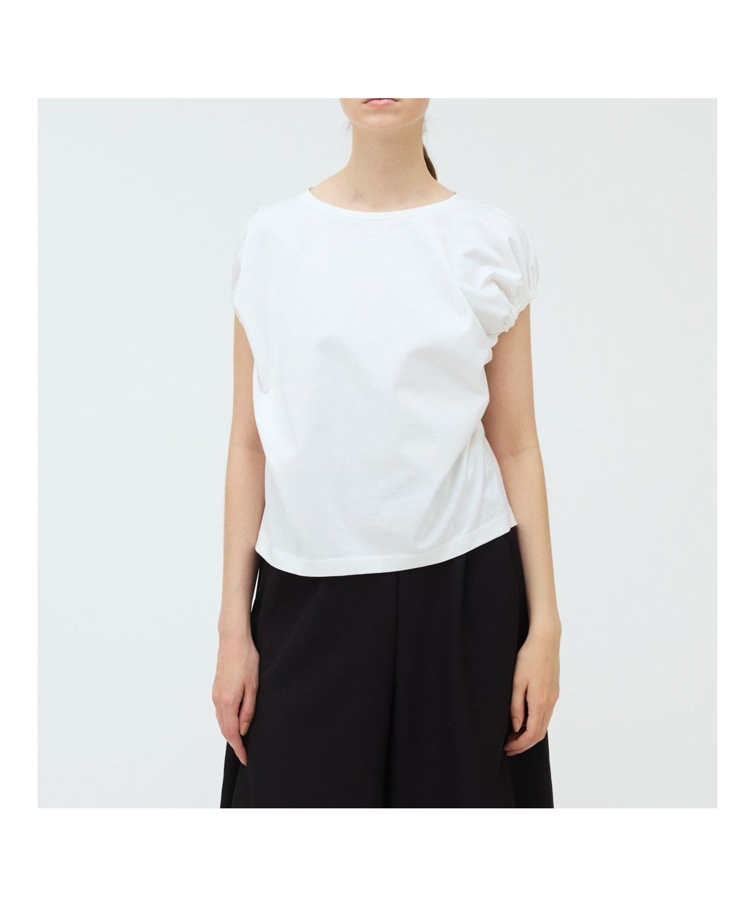 【マーコート/MARcourt】のmizuiro ind ギャザーパフスリーブプルオーバー 人気、トレンドファッション・服の通販 founy(ファニー) 　ファッション　Fashion　レディースファッション　Fashion for Women　トップス・カットソー　Cut & Sew Tops　カジュアルプルオーバー・ニットトップス　Pullovers & Knit Tops / Casual Pullovers　スリーブ　Sleeve, Long Sleeve / Short Sleeve　フレンチ　French, French Style　ポケット　Pocket, Pocket Detail　エレガント 上品　Elegant　今季　This Season, Current Season　無地　Plain, Solid Color　 other-1|ID: prp329100004544896 ipo3291000000032753103