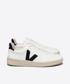 【ヴェジャ/VEJA】のVEJA(ヴェジャ) C.W.L. SNEAKER V-10 スニーカー 人気、トレンドファッション・服の通販 founy(ファニー) ファッション Fashion レディースファッション WOMEN コーティング Coating シューズ Shoes スニーカー Sneakers フランス France ライニング Lining ラバー Rubber thumbnail WHITE BLACK|ID: prp329100004544972 ipo3291000000032115435
