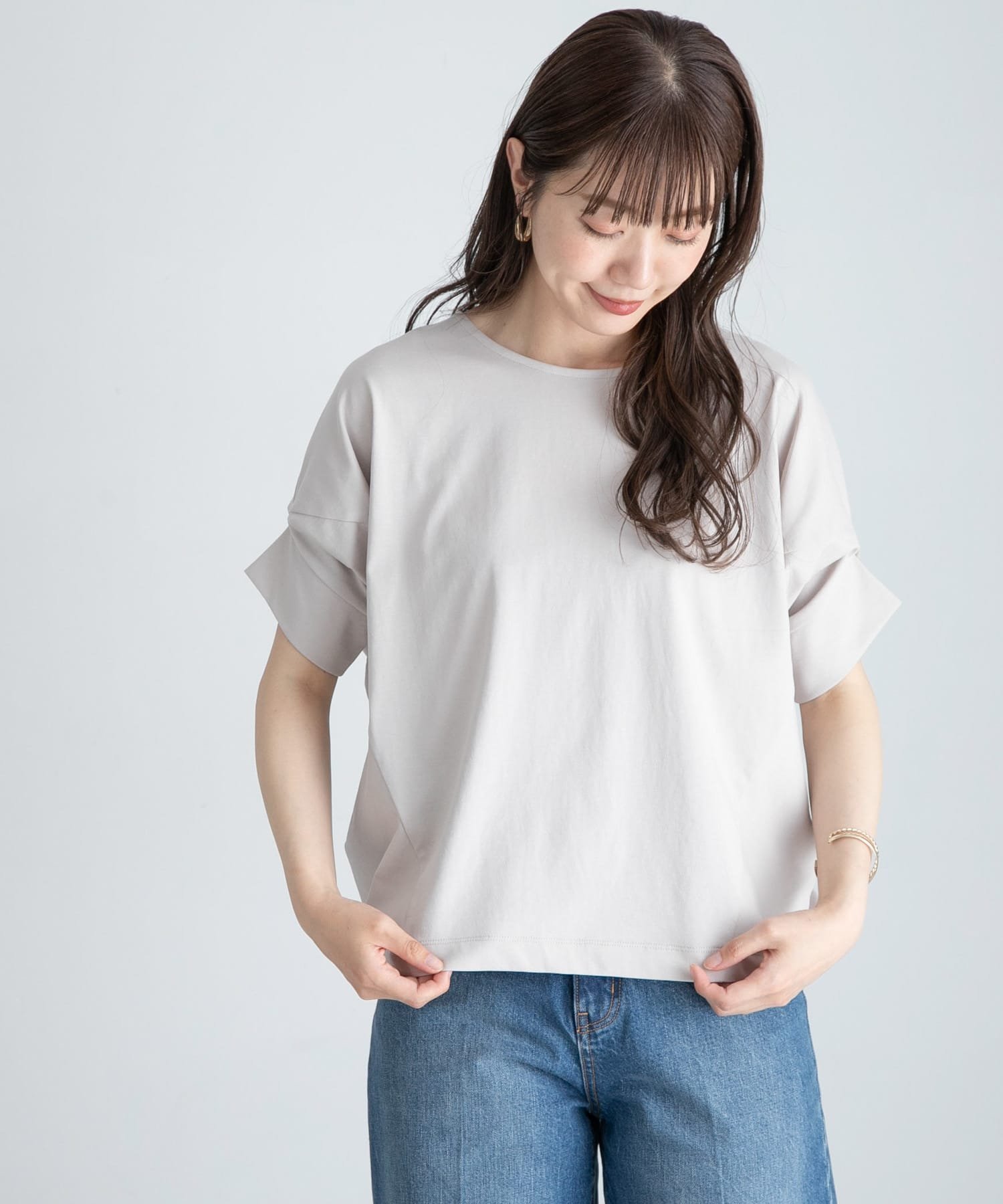 【サニーレーベル/Sonny Label / URBAN RESEARCH】の『WEB限定』吸水速乾UVクールタッチドルマンプルオーバー インテリア・キッズ・メンズ・レディースファッション・服の通販 founy(ファニー) 　ファッション　Fashion　レディースファッション　WOMEN　トップス・カットソー　Tops/Tshirt　プルオーバー　Pullover　2025年　2025　2025春夏・S/S　Ss,Spring/Summer,2025　おすすめ　Recommend　なめらか　Smooth　カットソー　Cut And Sew　シンプル　Simple　吸水　Water Absorption　夏　Summer　S/S・春夏　Ss・Spring/Summer　グレージュ|ID: prp329100004545018 ipo3291000000032115712