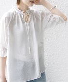 【シップス フォー ウィメン/SHIPS】の洗濯機可能 前後 2WAY フリル リボン シアー ブラウス 人気、トレンドファッション・服の通販 founy(ファニー) ファッション Fashion レディースファッション Fashion for Women トップス・カットソー Cut & Sew Tops シャツ・ブラウス・オフィスカジュアル Elegant Blouses & Button-Ups エアリー Airy Texture シアー Sheer, See-Through シンプル Simple, Minimal ジャケット Jacket, Outerwear スキッパー Skipper, Open Collar スタンド Stand Collar, Upright Stand ドレープ Drape, Draping Fabric フリル Frill, Ruffle ボトム Bottoms, Lower Wear リボン Ribbon, Bow リラックス Relax, Relaxed Fit 夏 Summer 2025年 2025 2025春夏・S/S Spring/Summer 2025 SS25 thumbnail オフホワイト|ID: prp329100004545430 ipo3291000000033606429