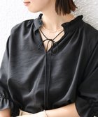 【シップス フォー ウィメン/SHIPS】の洗濯機可能 前後 2WAY フリル リボン シアー ブラウス 人気、トレンドファッション・服の通販 founy(ファニー) ファッション Fashion レディースファッション Fashion for Women トップス・カットソー Cut & Sew Tops シャツ・ブラウス・オフィスカジュアル Elegant Blouses & Button-Ups エアリー Airy Texture シアー Sheer, See-Through シンプル Simple, Minimal ジャケット Jacket, Outerwear スキッパー Skipper, Open Collar スタンド Stand Collar, Upright Stand ドレープ Drape, Draping Fabric フリル Frill, Ruffle ボトム Bottoms, Lower Wear リボン Ribbon, Bow リラックス Relax, Relaxed Fit 夏 Summer 2025年 2025 2025春夏・S/S Spring/Summer 2025 SS25 thumbnail ブラック|ID: prp329100004545430 ipo3291000000033606430