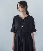 【ロートレ アモン/LAUTRE AMONT】の【WEB限定】サテンフィールキーネックブラウス≪セットアップ対応/洗濯機で洗える≫ ブラック|ID: prp329100004545559 ipo3291000000032659452