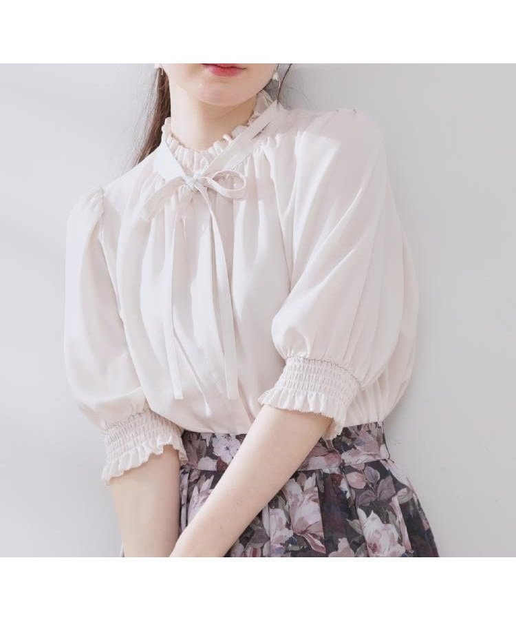 【クチュール ブローチ/Couture Brooch】の【5分袖・通勤】リボンタイ付きピコフリル5分袖ブラウス 人気、トレンドファッション・服の通販 founy(ファニー) 　ファッション　Fashion　レディースファッション　WOMEN　トップス・カットソー　Tops/Tshirt　シャツ/ブラウス　Shirts/Blouses　おすすめ　Recommend　シャーリング　Shirring　ジョーゼット　Georgette　フリル　Frills　フロント　Front　リボン　Ribbon　夏　Summer　ビジネス 仕事 通勤　Business　 other-1|ID: prp329100004545661 ipo3291000000032360819
