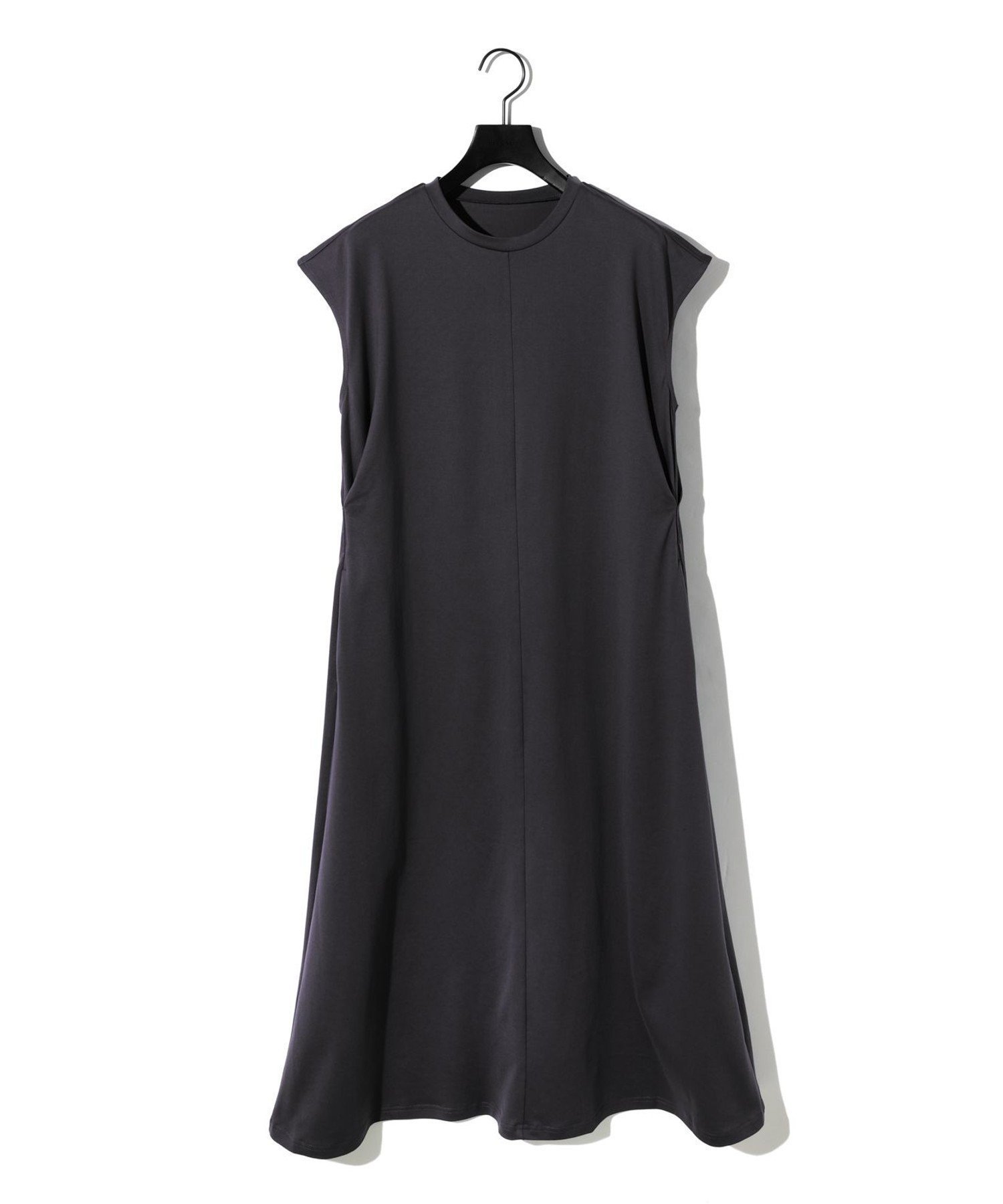 【マーコート/MARcourt】のMIDIUMISOLID for Ladies サイドタックフレアワンピース インテリア・キッズ・メンズ・レディースファッション・服の通販 founy(ファニー) 　ファッション　Fashion　レディースファッション　Fashion for Women　ワンピース　Dresses　シェイプ　Shape, Slim Fit　シルケット　Silket, Silky Cotton　ノースリーブ　Sleeveless, No-Sleeve　ポケット　Pocket, Pocket Detail　リラックス　Relax, Relaxed Fit　ロング　Long, Long-Length　エレガント 上品　Elegant　無地　Plain, Solid Color　ブラック|ID: prp329100004545689 ipo3291000000033107399
