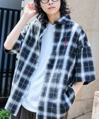 【フリークスストア/FREAK'S STORE】の別注 ワンポイント刺繍チェックショートスリーブシャツ/チェックシャツ/半袖シャツ/ユニセックス【限定展開】 25SS 人気、トレンドファッション・服の通販 founy(ファニー) ファッション Fashion レディースファッション Fashion for Women トップス・カットソー Cut & Sew Tops シャツ・ブラウス・オフィスカジュアル Elegant Blouses & Button-Ups 2024年 2024 2024春夏・S/S Spring/Summer 2024 SS24 2025年 2025 2025春夏・S/S Spring/Summer 2025 SS25 ギンガム Gingham, Gingham Fabric チェック Check, Plaid, Tartan トレンド Trend, Trending Now ベーシック Basic, Essential ルーズ Loose, Oversized ワンポイント One Point, Statement Accent 別注 Limited Edition, Custom Order 半袖 Short Sleeve, Half Sleeve 夏 Summer S/S・春夏 SS, Spring/Summer, Warm Season thumbnail チャコールグレー|ID: prp329100004545710 ipo3291000000032533215