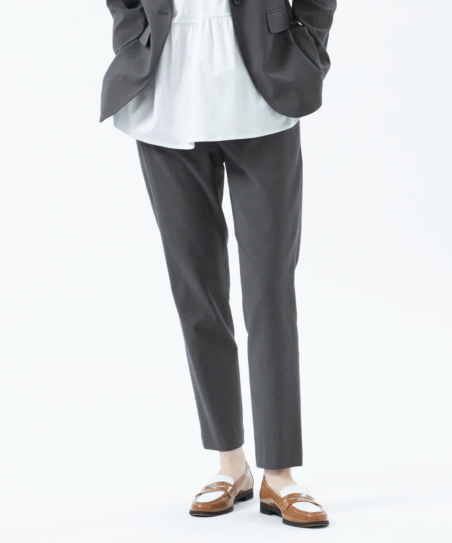 【マッキントッシュ フィロソフィー/MACKINTOSH PHILOSOPHY】の【2025年春夏モデル】DRY OXFORD テーパードパンツ 人気、トレンドファッション・服の通販 founy(ファニー) 　ファッション　Fashion　レディースファッション　WOMEN　パンツ　Pants　おすすめ　Recommend　オックス　Ox　ジャケット　Jacket　セットアップ　Set Up　パターン　Pattern　ファブリック　Fabric　ワイド　Wide　人気　Popularity　吸水　Water Absorption　夏　Summer　春　Spring　S/S・春夏　Ss・Spring/Summer　秋　Autumn/Fall　 other-1|ID: prp329100004545784 ipo3291000000032298204
