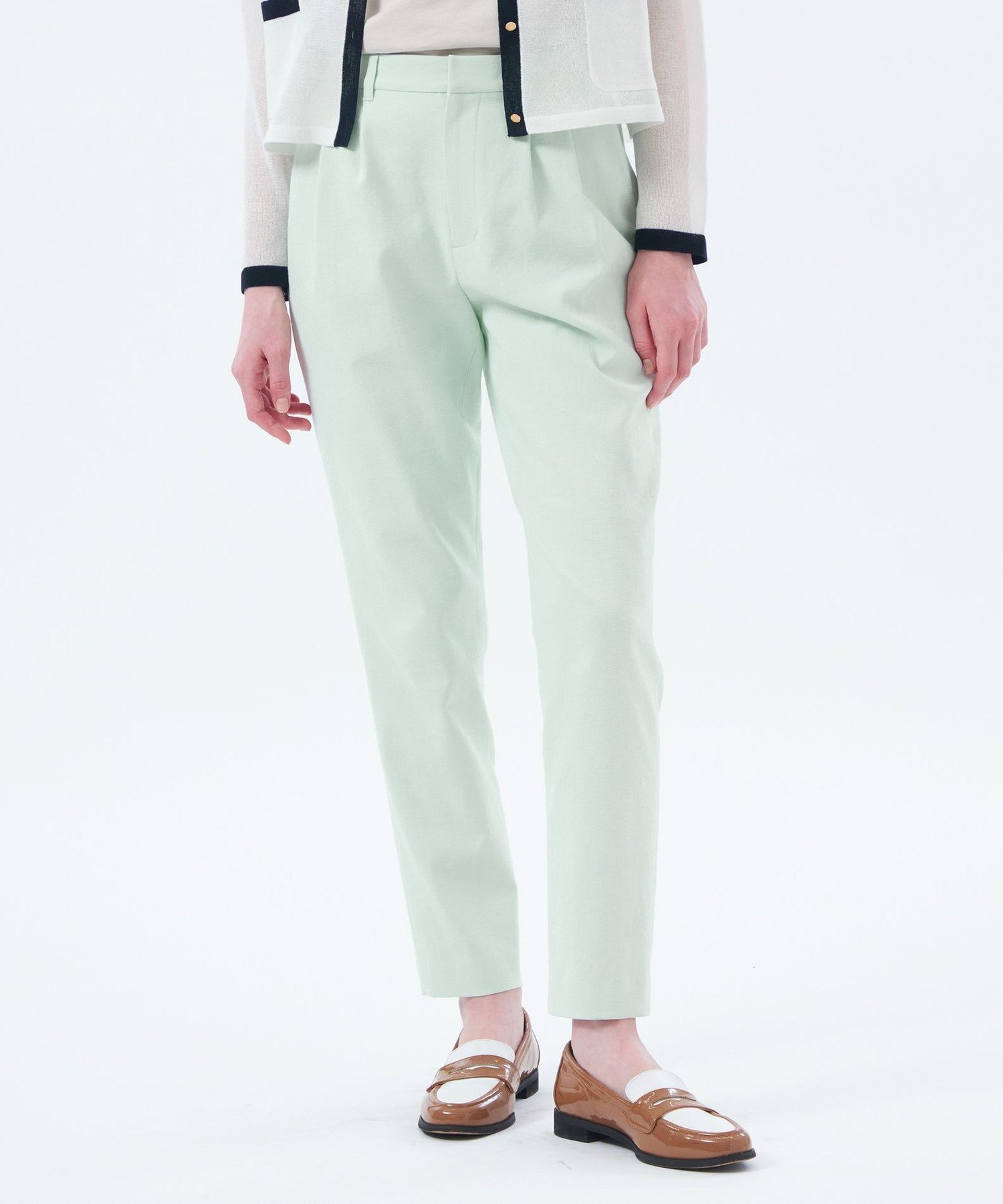 【マッキントッシュ フィロソフィー/MACKINTOSH PHILOSOPHY】の【2025年春夏モデル】DRY OXFORD テーパードパンツ インテリア・キッズ・メンズ・レディースファッション・服の通販 founy(ファニー) 　ファッション　Fashion　レディースファッション　WOMEN　パンツ　Pants　おすすめ　Recommend　オックス　Ox　ジャケット　Jacket　セットアップ　Set Up　パターン　Pattern　ファブリック　Fabric　ワイド　Wide　人気　Popularity　吸水　Water Absorption　夏　Summer　春　Spring　S/S・春夏　Ss・Spring/Summer　秋　Autumn/Fall　グリーン|ID: prp329100004545784 ipo3291000000032298218