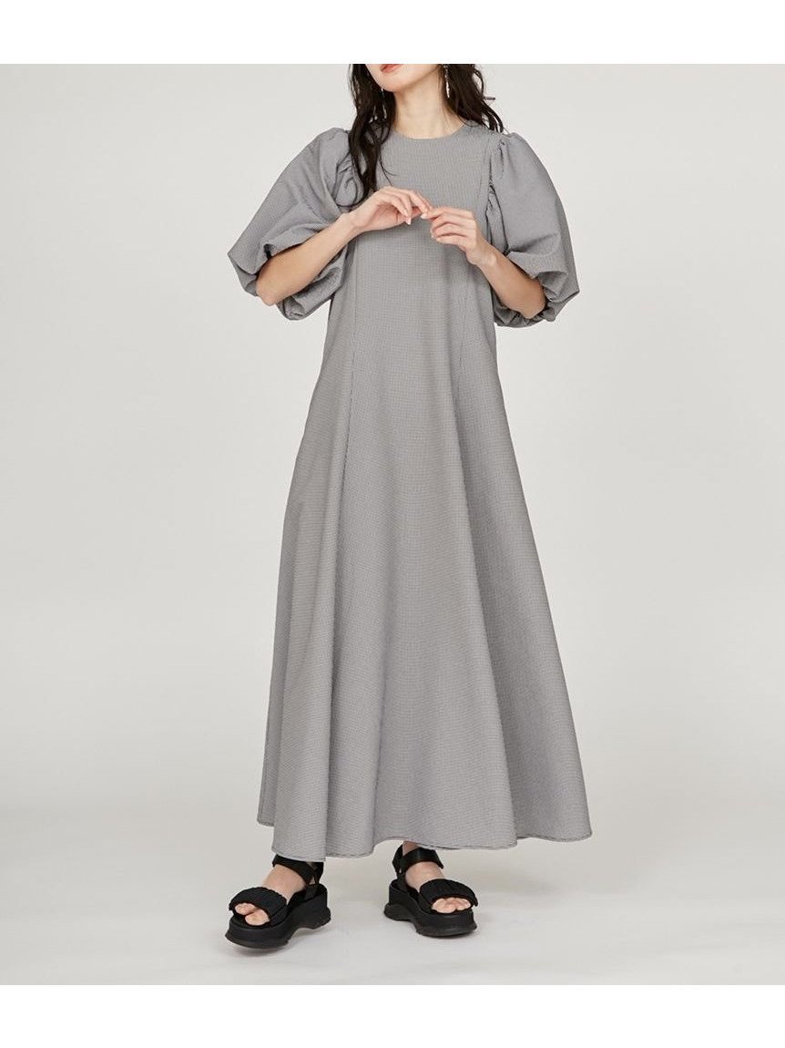 【エミ/emmi】のパフスリーブサッカーワンピース インテリア・キッズ・メンズ・レディースファッション・服の通販 founy(ファニー) 　ファッション　Fashion　レディースファッション　Ladies' Fashion Online　ワンピース　Dress　おすすめ　Recommend　サッカー　Soccer　スニーカー　Sneakers　スリーブ　Sleeve　ポケット　Pocket　CHECK[931]|ID: prp329100004545813 ipo3291000000032638662