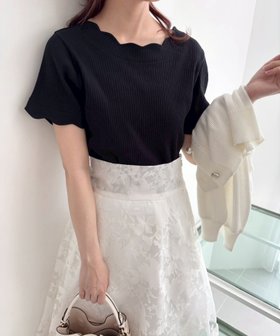 【マジェスティック レゴン/MAJESTIC LEGON】のスカラップデザイントップス 人気、トレンドファッション・服の通販 founy(ファニー) ファッション Fashion レディースファッション Fashion for Women トップス・カットソー Cut & Sew Tops おすすめ Recommended / Our Picks インナー Innerwear キャミワンピース Cami Dress, Slip Dress スカラップ Scallop, Scalloped Edge ダウン Down, Puffer デコルテ Décolleté, Neckline デニム Denim, Jeans Material ビスチェ Bustier, Corset Top フィット Fit, Slim Fit フェミニン Feminine, Girly ボトム Bottoms, Lower Wear 再入荷 Restock / Back in Stock |ID:prp329100004545817