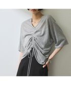 【アダム エ ロペ/ADAM ET ROPE'】の【WEB限定】2WAYギャザーニットTシャツ 人気、トレンドファッション・服の通販 founy(ファニー) ファッション Fashion レディースファッション Fashion for Women トップス・カットソー Cut & Sew Tops ニット Knit Tops & Sweaters シャツ・ブラウス・オフィスカジュアル Elegant Blouses & Button-Ups ロングTシャツ・Tシャツ Longline T-Shirts & Tees 春 Spring キャミ Camisole, Cami Top ギャザー Gathered, Ruffled シアー Sheer, See-Through タンク Tank Top, Sleeveless Top ポケット Pocket, Pocket Detail S/S・春夏 SS, Spring/Summer, Warm Season おすすめ Recommended / Our Picks 夏 Summer 2025年 2025 2025春夏・S/S Spring/Summer 2025 SS25 thumbnail ライトグレー(08)|ID: prp329100004546042 ipo3291000000033358741