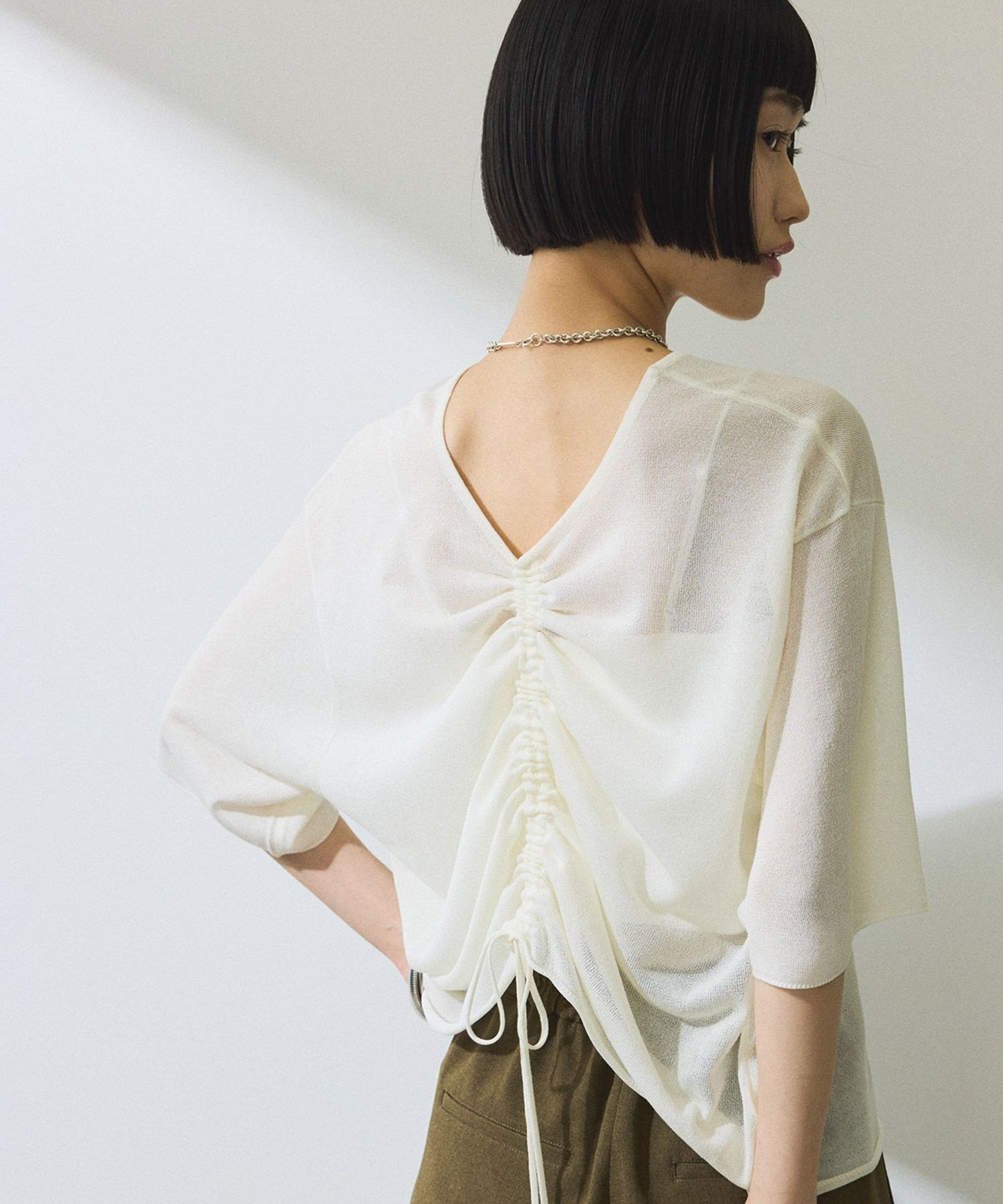 【アダム エ ロペ/ADAM ET ROPE'】の【WEB限定】2WAYギャザーニットTシャツ インテリア・キッズ・メンズ・レディースファッション・服の通販 founy(ファニー) 　ファッション　Fashion　レディースファッション　Fashion for Women　トップス・カットソー　Cut & Sew Tops　ニット　Knit Tops & Sweaters　シャツ・ブラウス・オフィスカジュアル　Elegant Blouses & Button-Ups　ロングTシャツ・Tシャツ　Longline T-Shirts & Tees　春　Spring　キャミ　Camisole, Cami Top　ギャザー　Gathered, Ruffled　シアー　Sheer, See-Through　タンク　Tank Top, Sleeveless Top　ポケット　Pocket, Pocket Detail　S/S・春夏　SS, Spring/Summer, Warm Season　おすすめ　Recommended / Our Picks　夏　Summer　2025年　2025　2025春夏・S/S　Spring/Summer 2025 SS25　ホワイト(10)|ID: prp329100004546042 ipo3291000000033358744