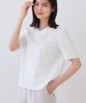 【インディヴィ/INDIVI】の【日本製/インポート素材】フクレジャカードブラウス 人気、トレンドファッション・服の通販 founy(ファニー) ファッション Fashion レディースファッション Fashion for Women トップス・カットソー Cut & Sew Tops シャツ・ブラウス・オフィスカジュアル Elegant Blouses & Button-Ups おすすめ Recommended / Our Picks インナー Innerwear コンパクト Compact, Small Size シンプル Simple, Minimal ジャカード／ジャガード Jacquard, Woven Pattern ジャケット Jacket, Outerwear ストレッチ Stretch, Stretchy Fabric センター Center, Center Line 夏 Summer 日本製 Made In Japan ビジネス 仕事 通勤 Business / Work / Commuting |ID:prp329100004546082