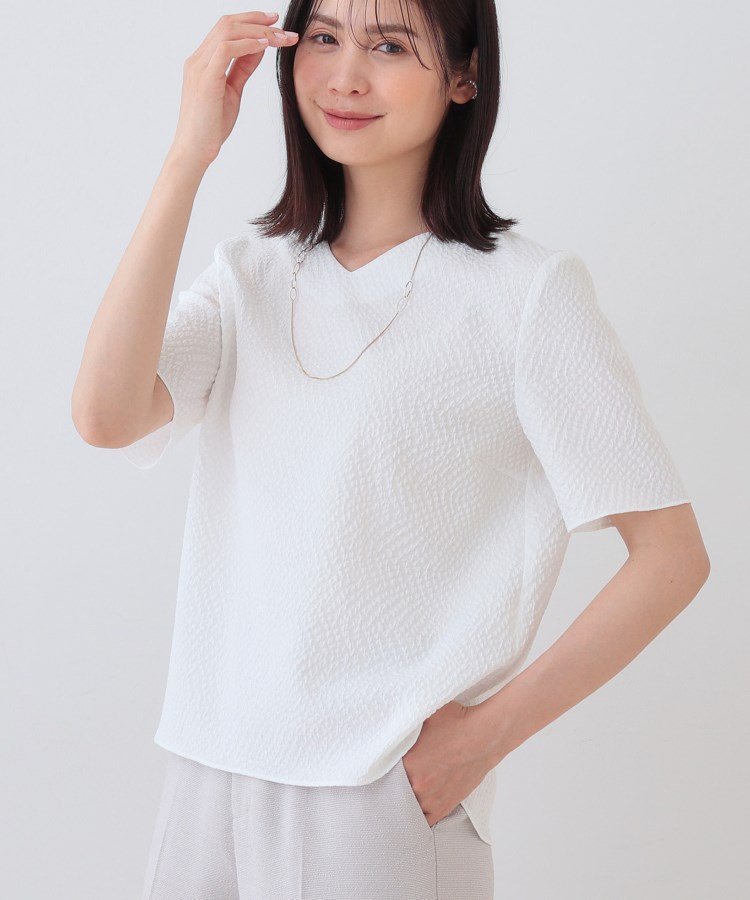 【インディヴィ/INDIVI】の【日本製/インポート素材】フクレジャカードブラウス 人気、トレンドファッション・服の通販 founy(ファニー) 　ファッション　Fashion　レディースファッション　Fashion for Women　トップス・カットソー　Cut & Sew Tops　シャツ・ブラウス・オフィスカジュアル　Elegant Blouses & Button-Ups　おすすめ　Recommended / Our Picks　インナー　Innerwear　コンパクト　Compact, Small Size　シンプル　Simple, Minimal　ジャカード／ジャガード　Jacquard, Woven Pattern　ジャケット　Jacket, Outerwear　ストレッチ　Stretch, Stretchy Fabric　センター　Center, Center Line　夏　Summer　日本製　Made In Japan　ビジネス 仕事 通勤　Business / Work / Commuting　 other-1|ID: prp329100004546082 ipo3291000000033226006
