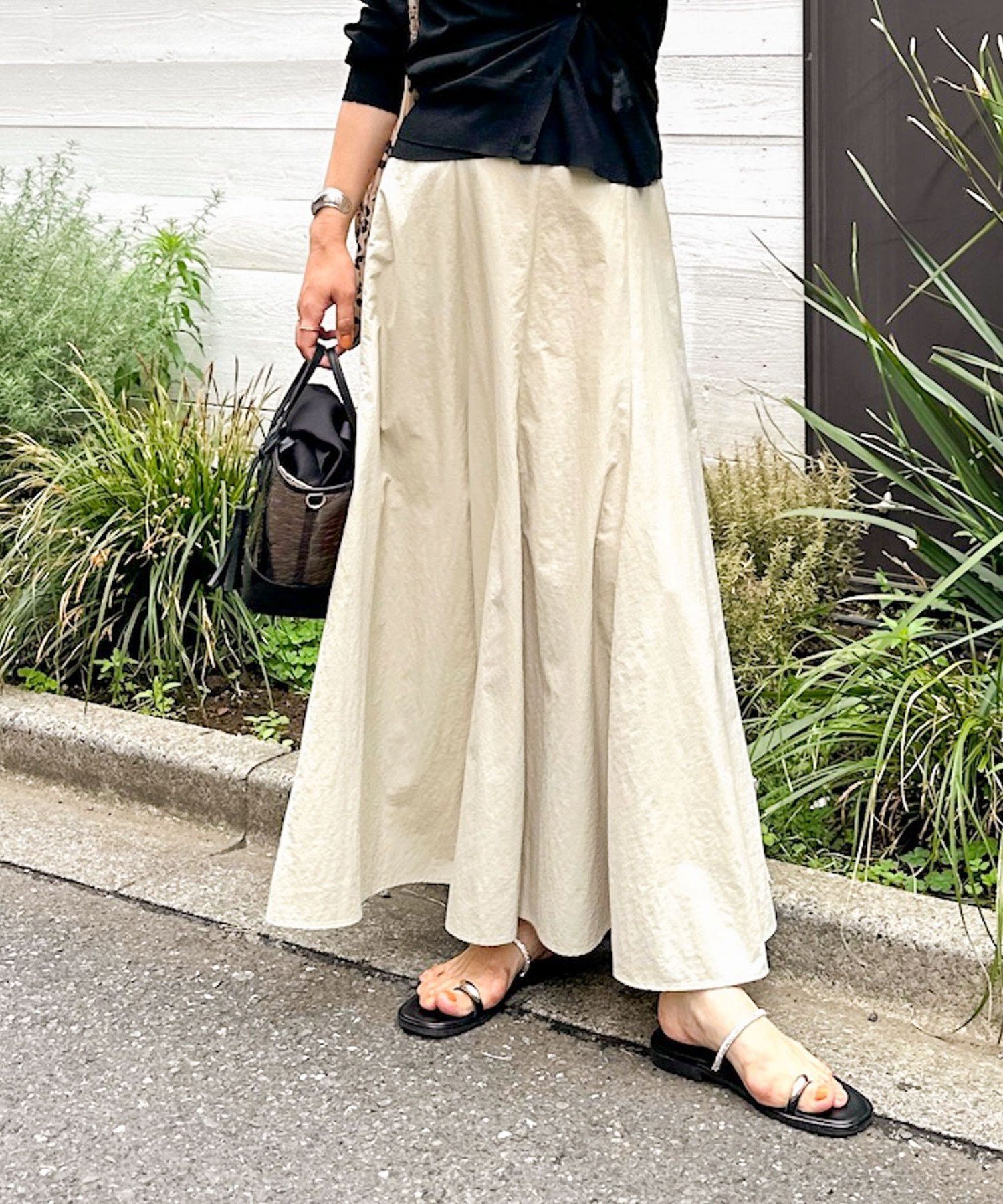 【ノーリーズ/NOLLEY'S】の高機能 タスランフレアロングスカート 人気、トレンドファッション・服の通販 founy(ファニー) 　ファッション　Fashion　レディースファッション　WOMEN　スカート　Skirt　ロングスカート　Long Skirt　ギャザー　Gather　サンダル　Sandals　スニーカー　Sneakers　タフタ　Taffeta　フラット　Flat　フレア　Flare　ロング　Long　おすすめ　Recommend　2025年　2025　2025春夏・S/S　Ss,Spring/Summer,2025　 other-1|ID: prp329100004546118 ipo3291000000032386977