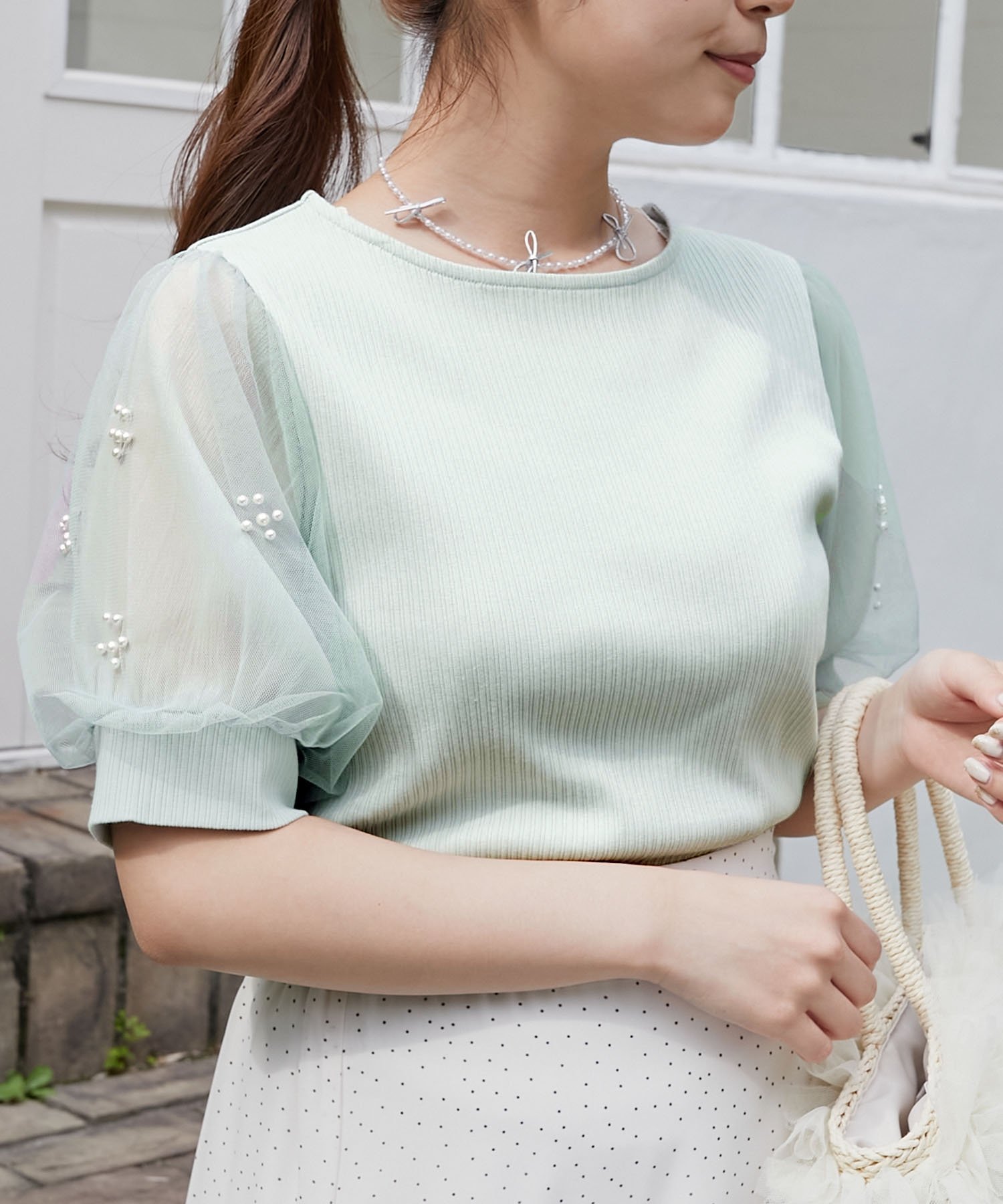【マジェスティック レゴン/MAJESTIC LEGON】のパールチュールスリーブトップス 人気、トレンドファッション・服の通販 founy(ファニー) 　ファッション　Fashion　レディースファッション　Fashion for Women　トップス・カットソー　Cut & Sew Tops　カットソー　Cut and Sewn Top　シアー　Sheer, See-Through　ダウン　Down, Puffer　チュール　Tulip, Tulip Motif　デニム　Denim, Jeans Material　パール　Pearl, Pearl Accent　フィット　Fit, Slim Fit　フレア　Flare, Flared　マーメイド　Mermaid, Fishtail Silhouette　ロング　Long, Long-Length　再入荷　Restock / Back in Stock　おすすめ　Recommended / Our Picks　夏　Summer　エレガント 上品　Elegant　 other-1|ID: prp329100004546154 ipo3291000000033897033