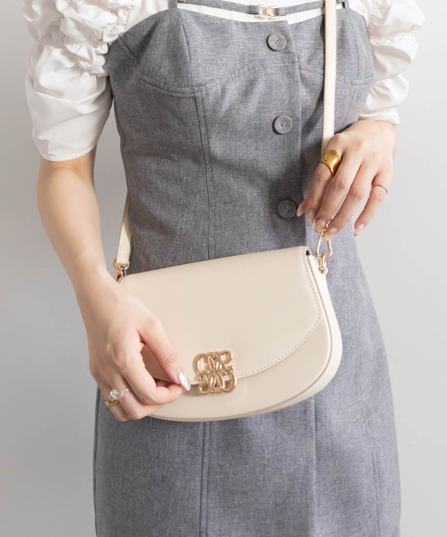 【ランダ/RANDA】の2WAYラウンドバッグ インテリア・キッズ・メンズ・レディースファッション・服の通販 founy(ファニー) 　ファッション　Fashion　レディースファッション　WOMEN　バッグ　Bag　ショルダー　Shoulder　スマート　Smart　ハンカチ　Handkerchief　フェミニン　Feminine　ポケット　Pocket　ポーチ　Pouch　マグネット　Magnet　メタル　Metal　ラウンド　Round　エレガント 上品　Elegant　財布　Wallet　IVORY|ID: prp329100004546192 ipo3291000000032122110