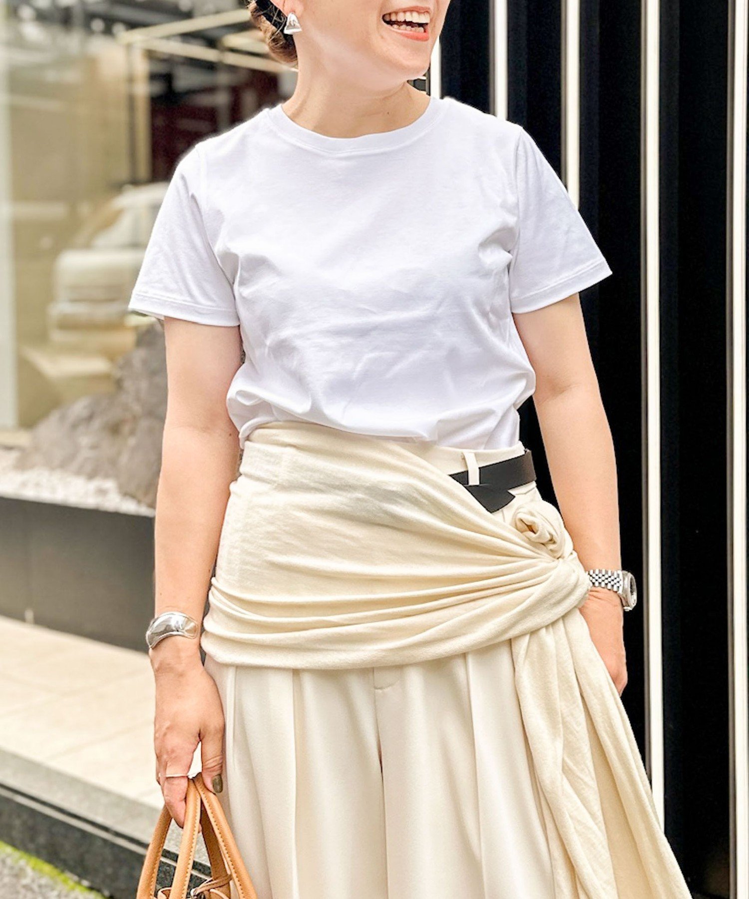 【ノーリーズ/NOLLEY'S】のプレミアムスムースTシャツ インテリア・キッズ・メンズ・レディースファッション・服の通販 founy(ファニー) 　ファッション　Fashion　レディースファッション　Fashion for Women　トップス・カットソー　Cut & Sew Tops　シャツ・ブラウス・オフィスカジュアル　Elegant Blouses & Button-Ups　ロングTシャツ・Tシャツ　Longline T-Shirts & Tees　2025年　2025　2025春夏・S/S　Spring/Summer 2025 SS25　おすすめ　Recommended / Our Picks　なめらか　Smooth, Silky Texture　インナー　Innerwear　カットソー　Cut and Sewn Top　ジャケット　Jacket, Outerwear　ベーシック　Basic, Essential　エレガント 上品　Elegant　ビジネス 仕事 通勤　Business / Work / Commuting　ホワイト|ID: prp329100004546295 ipo3291000000033584330