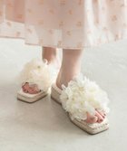 【ランダ/RANDA】のボリュームフラワーミュールサンダル 人気、トレンドファッション・服の通販 founy(ファニー) ファッション Fashion レディースファッション WOMEN クッション Cushion シフォン Chiffon ビジュー Bijou フラワー Flower 夏 Summer 春 Spring S/S・春夏 Ss・Spring/Summer thumbnail CREAM|ID: prp329100004546300 ipo3291000000032122769